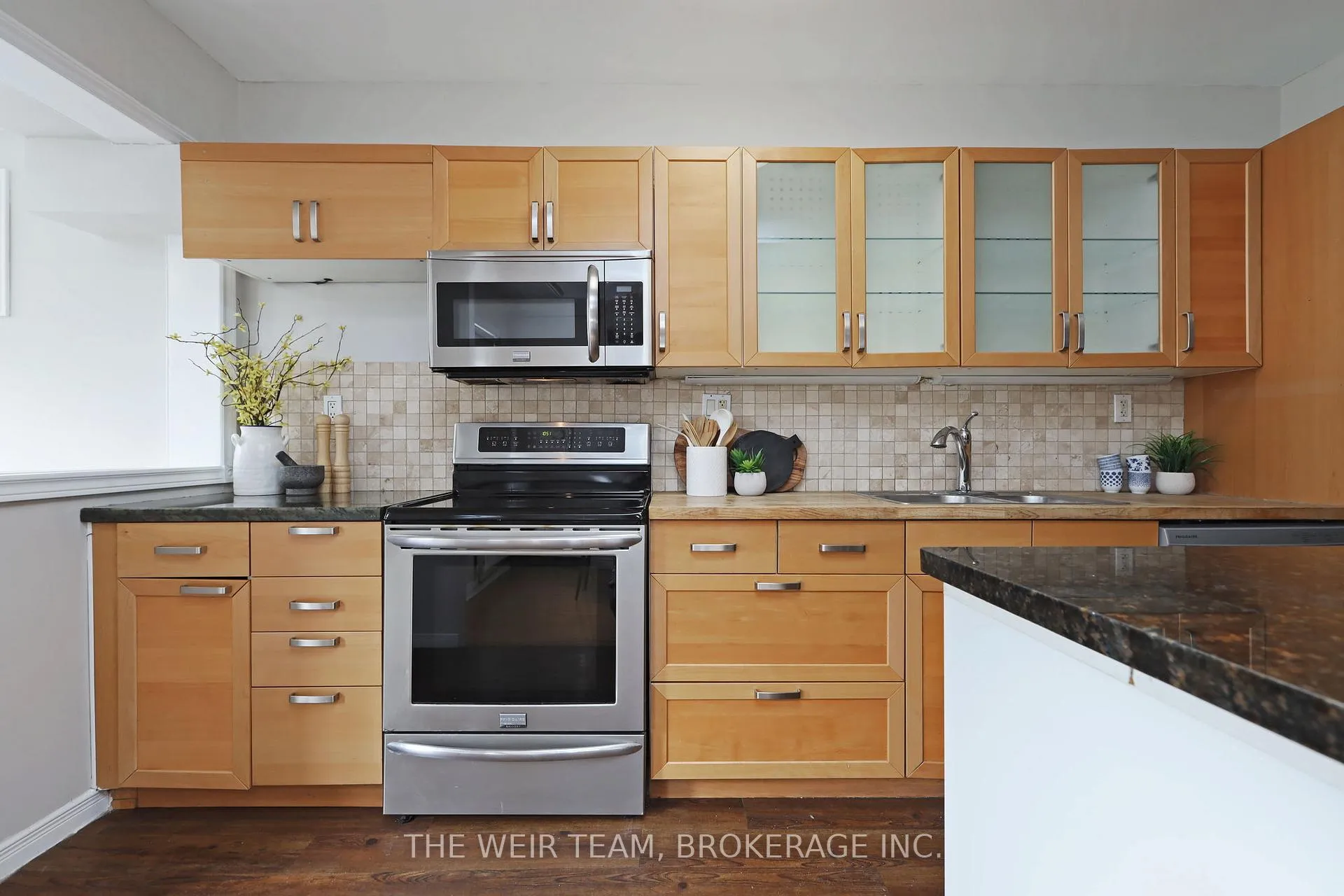 Photo 19 of 157 Mortimer Avenue, Toronto, Danforth Village-East York — HOMEH