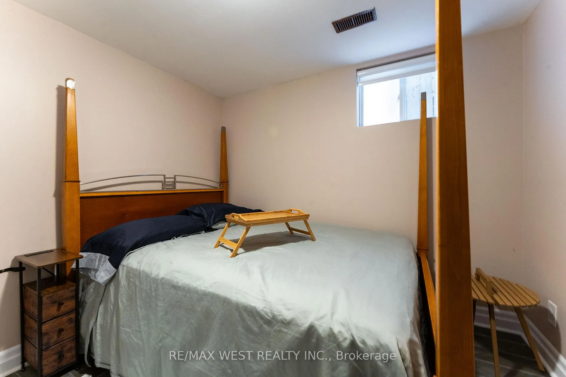 Photo 7 of 180 Holborne Avenue, Toronto, Woodbine-Lumsden — HOMEH