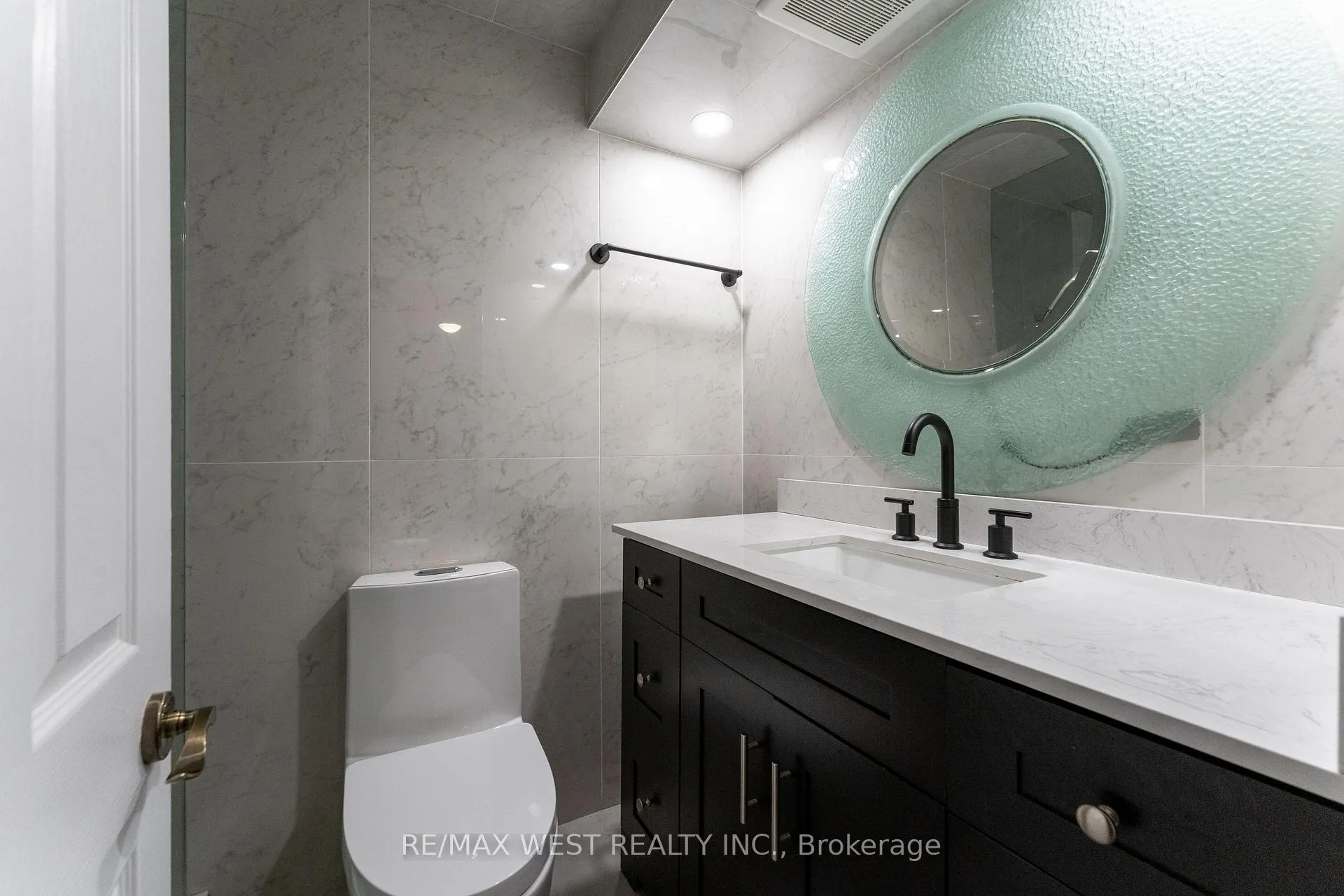 Photo 8 of 180 Holborne Avenue, Toronto, Woodbine-Lumsden — HOMEH