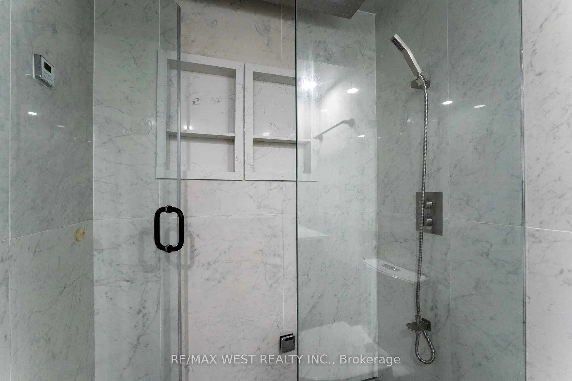 Photo 9 of 180 Holborne Avenue, Toronto, Woodbine-Lumsden — HOMEH
