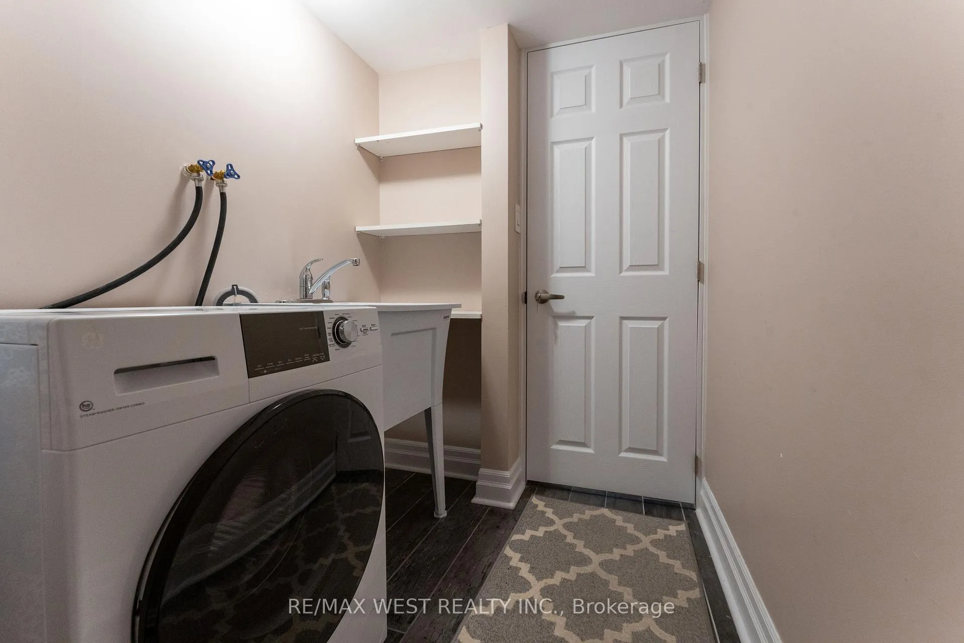 Photo 11 of 180 Holborne Avenue, Toronto, Woodbine-Lumsden — HOMEH