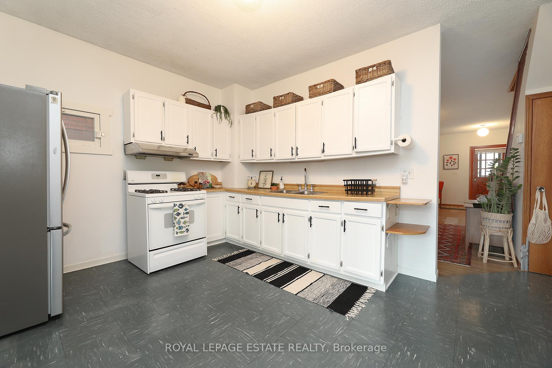 Photo 12 of 22 Galt Avenue, Toronto, South Riverdale — HOMEH