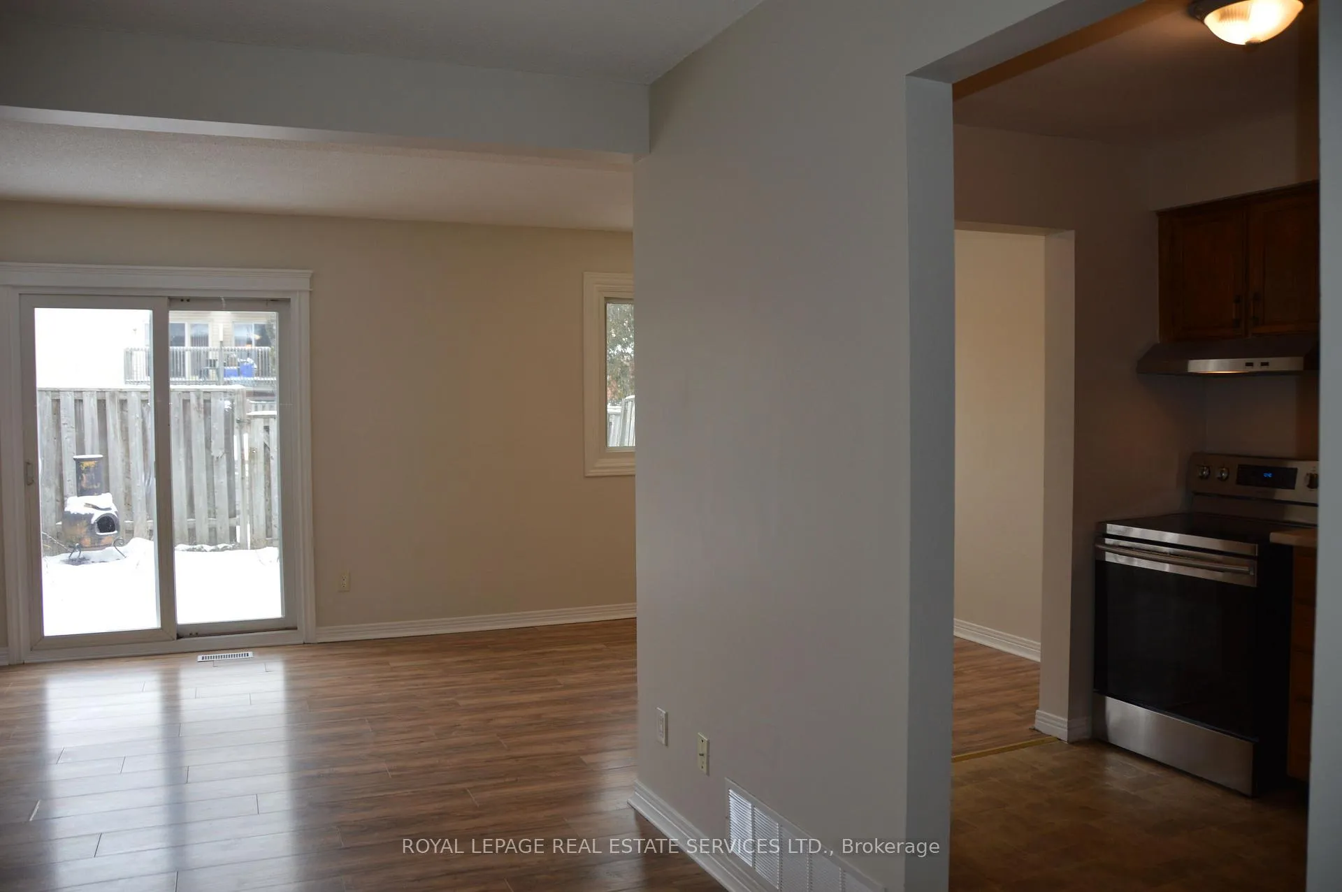 Photo 4 of Unit 24, 280 Limeridge Road E, Hamilton, Bruleville — HOMEH