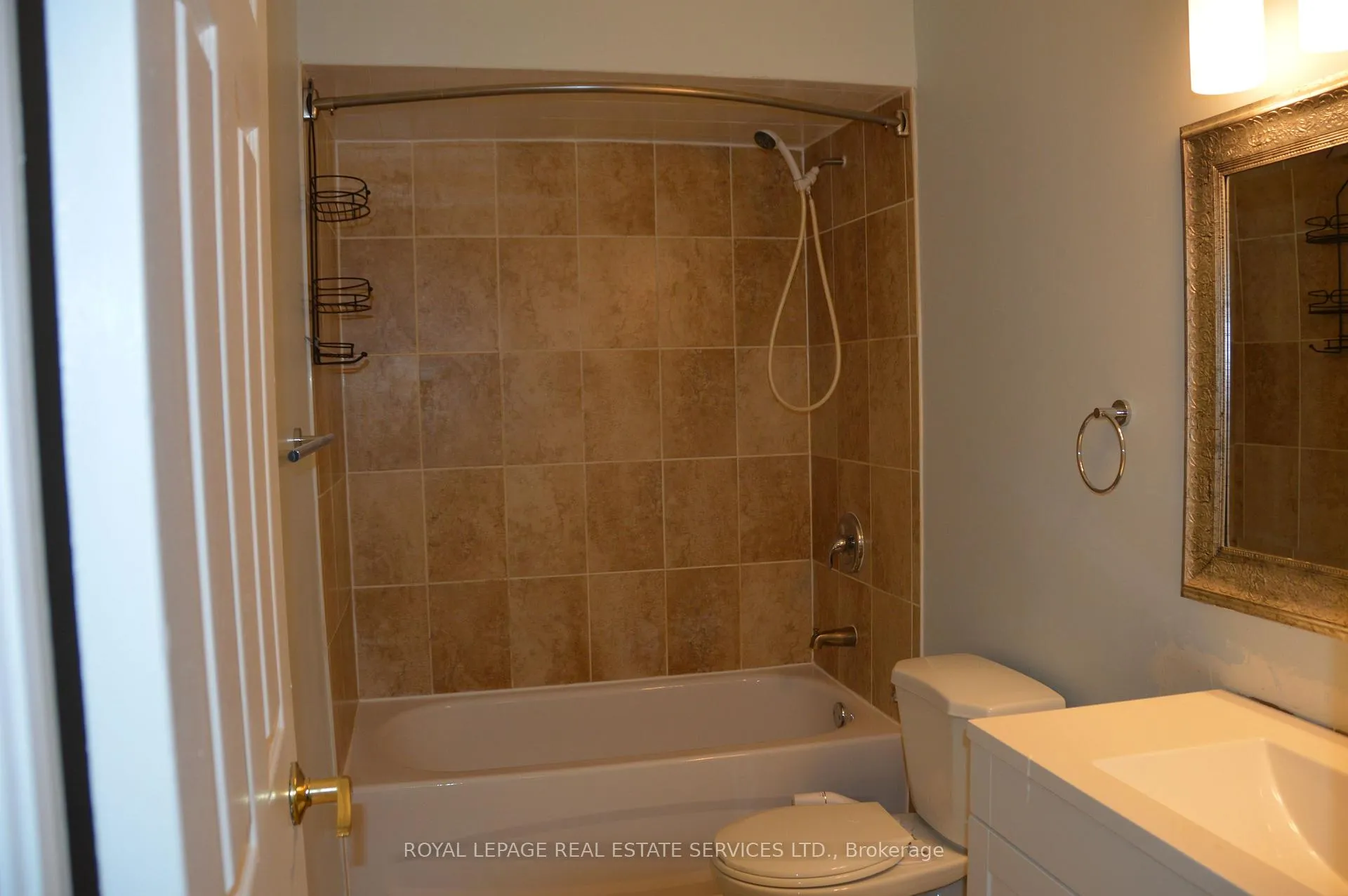 Photo 19 of Unit 24, 280 Limeridge Road E, Hamilton, Bruleville — HOMEH