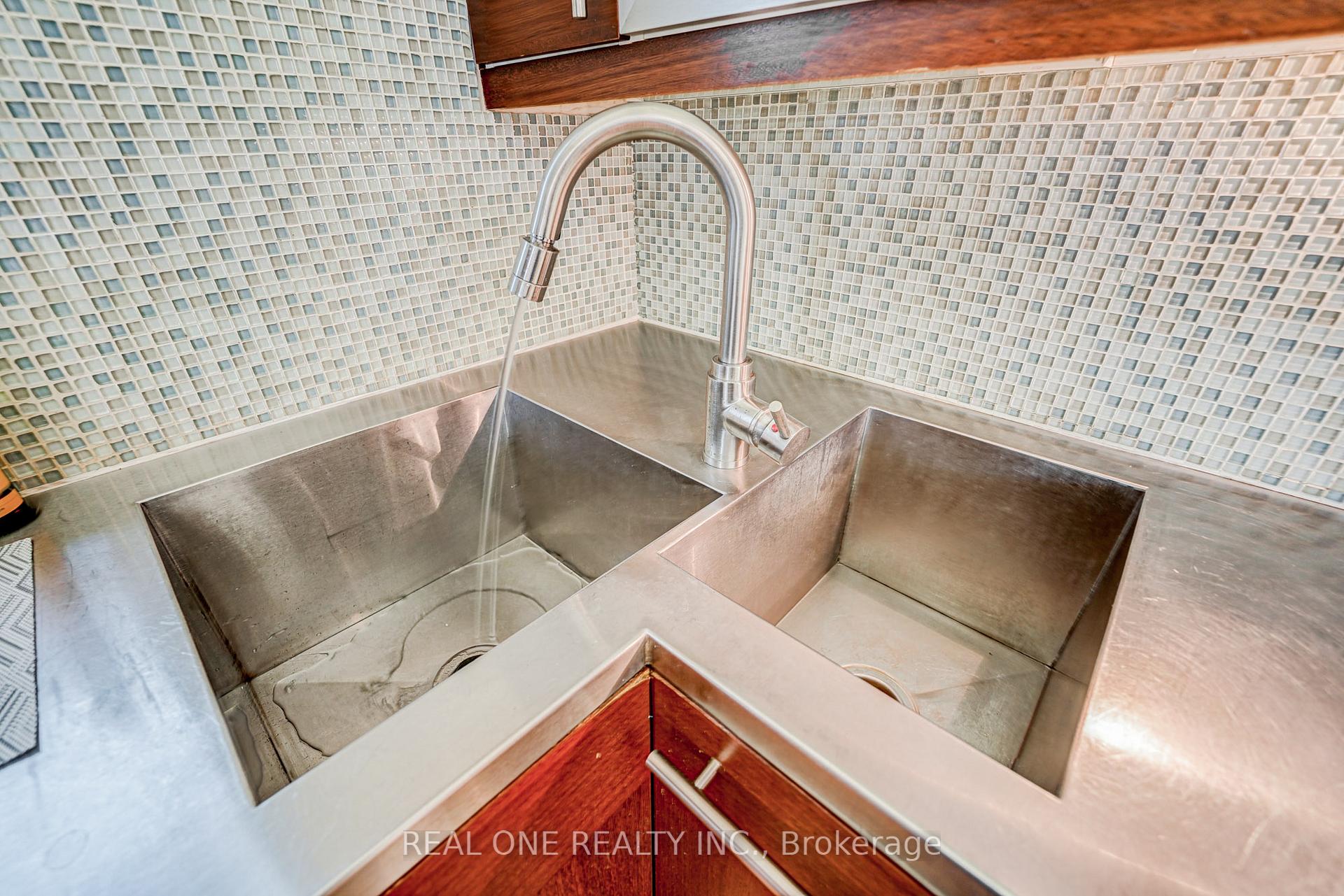 Photo 8 of 167 Randolph Road, Toronto, Leaside — HOMEH