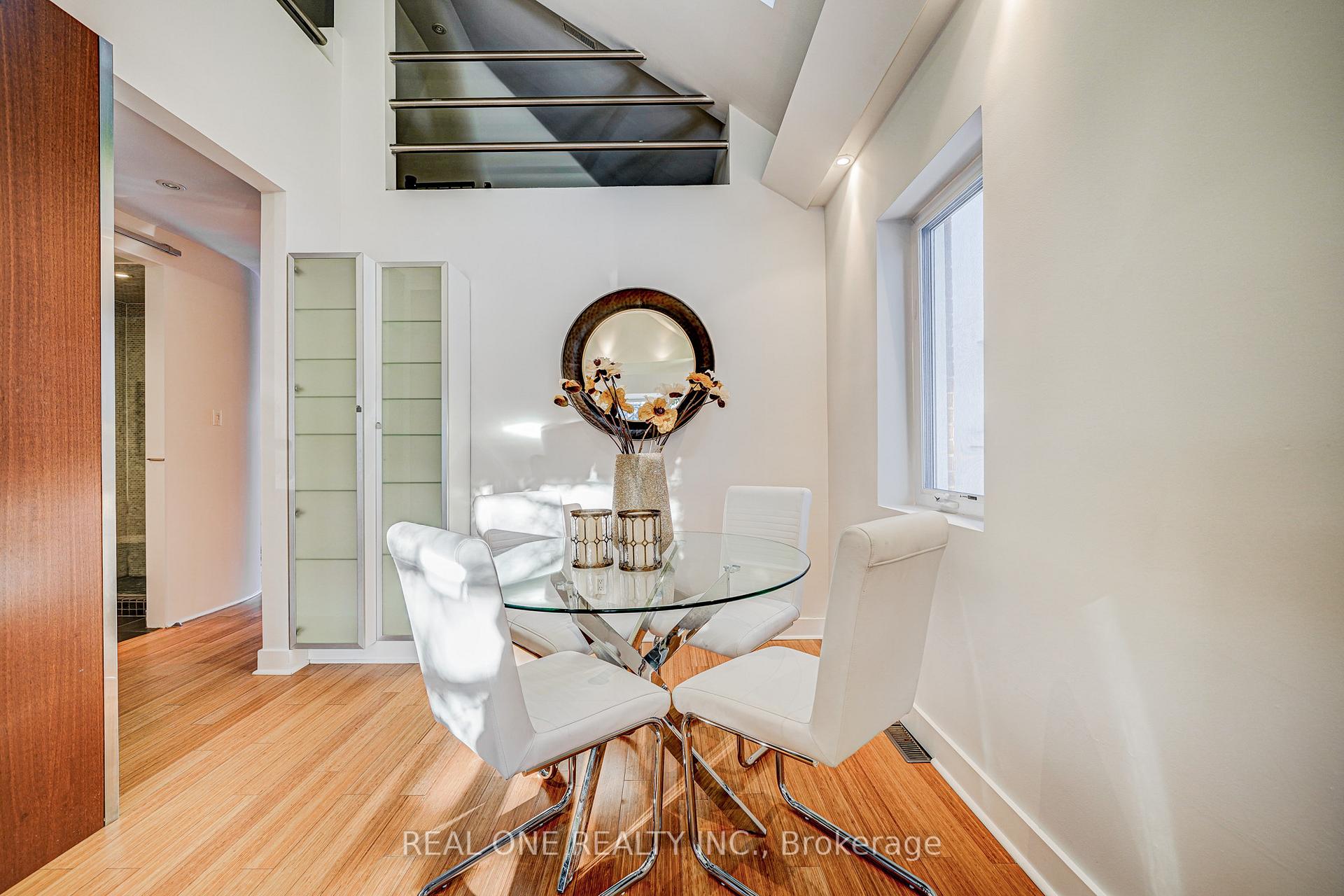 Photo 11 of 167 Randolph Road, Toronto, Leaside — HOMEH