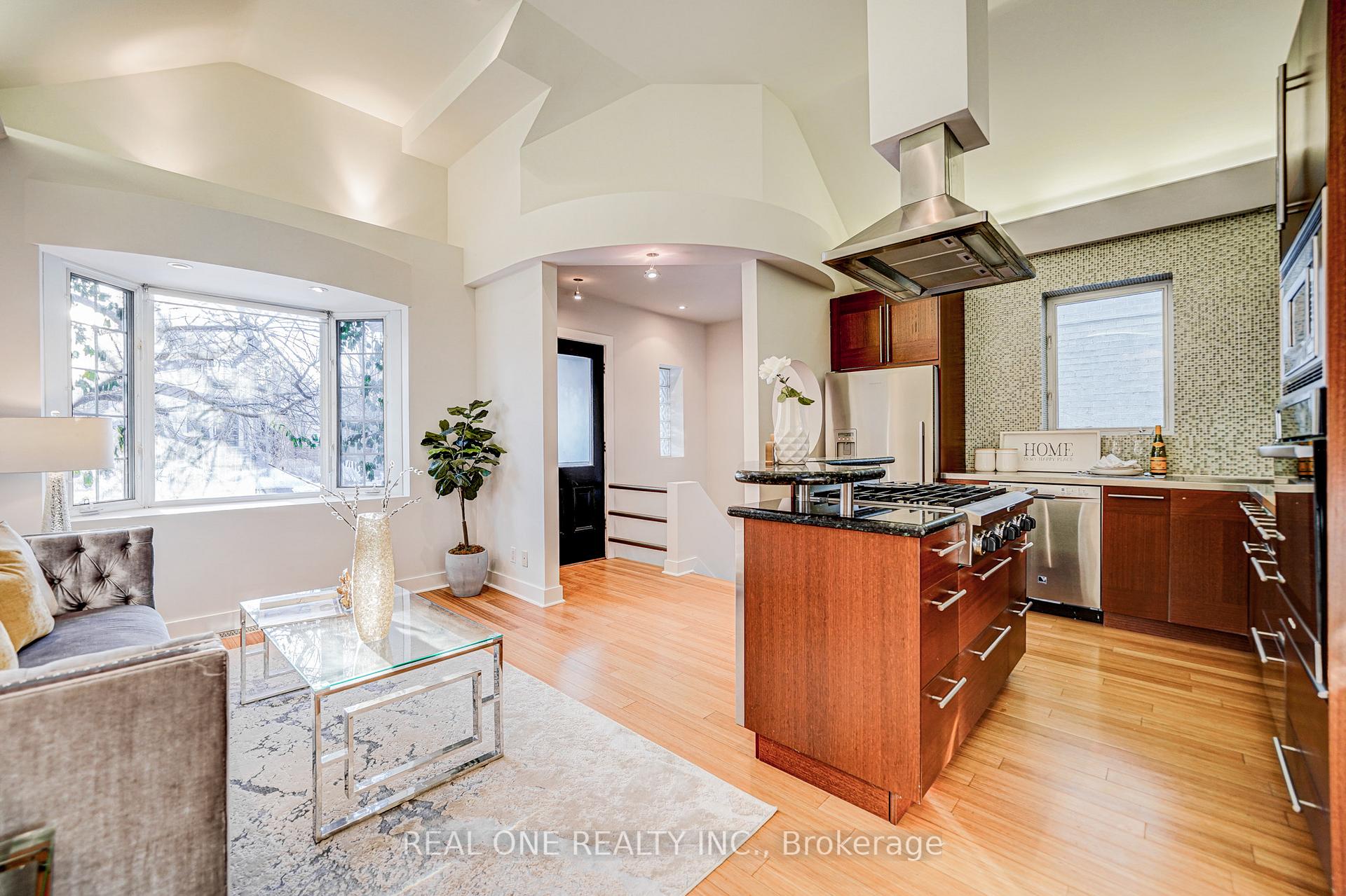 Photo 13 of 167 Randolph Road, Toronto, Leaside — HOMEH