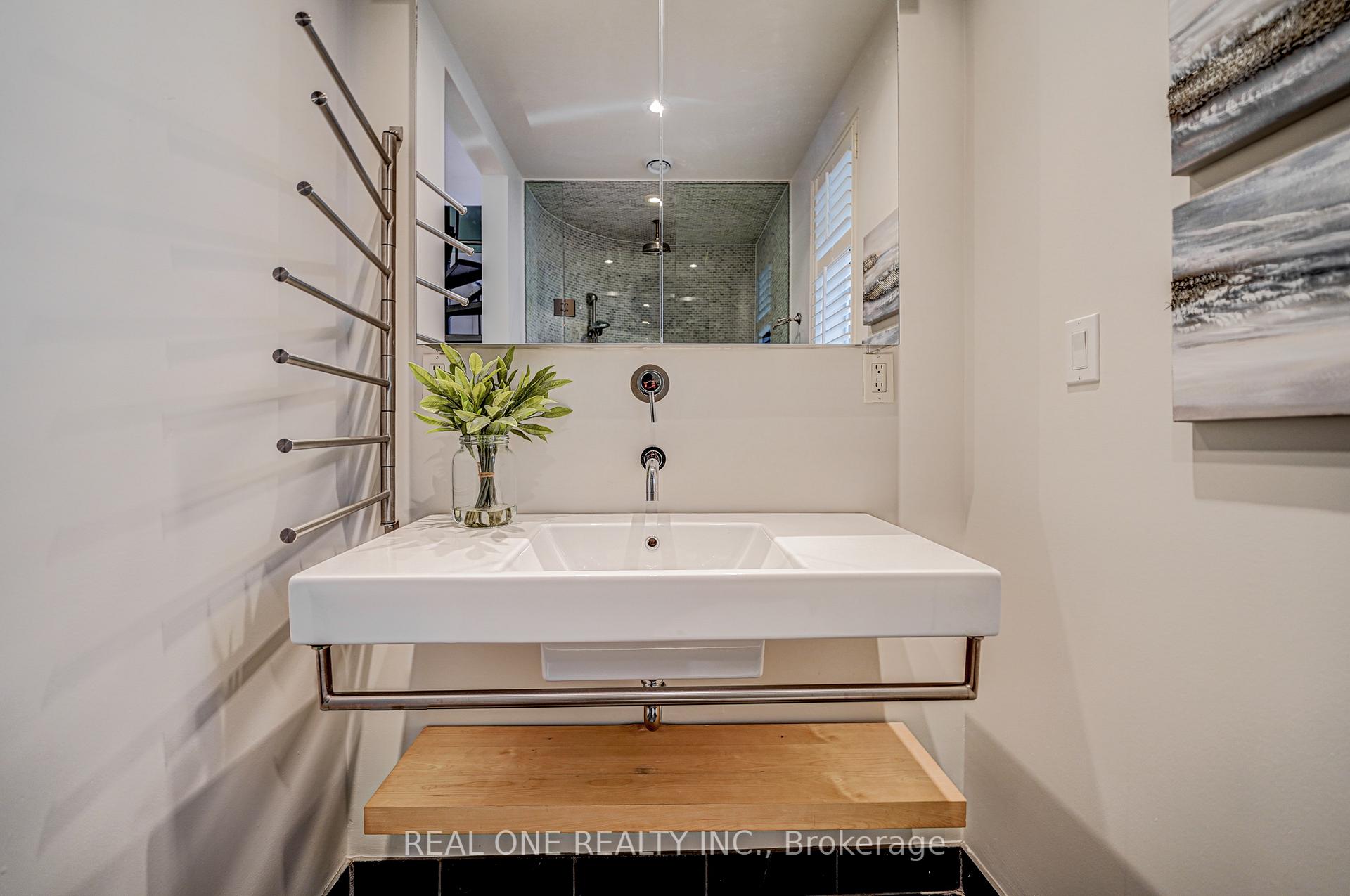 Photo 15 of 167 Randolph Road, Toronto, Leaside — HOMEH