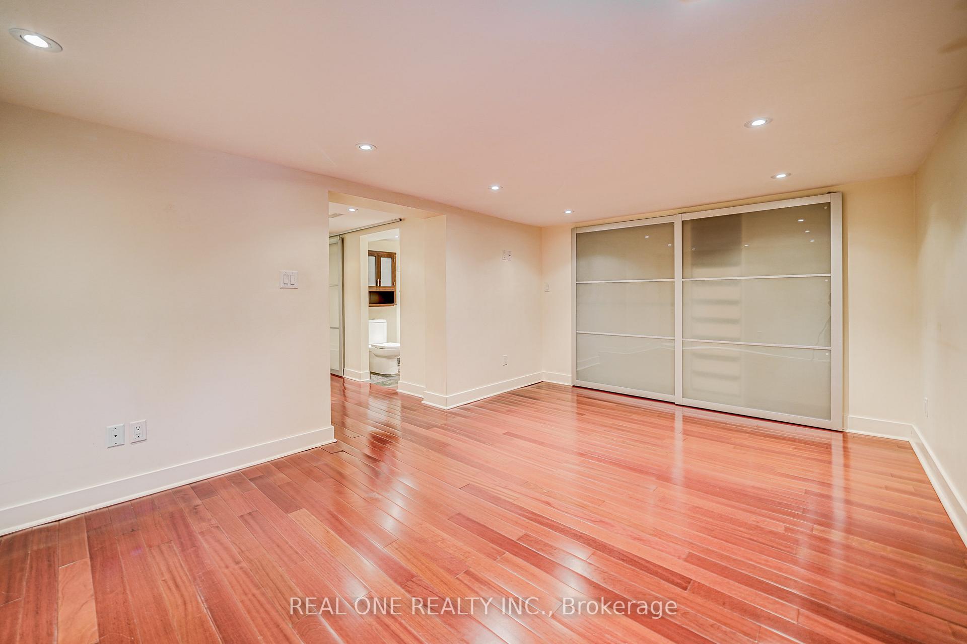 Photo 32 of 167 Randolph Road, Toronto, Leaside — HOMEH