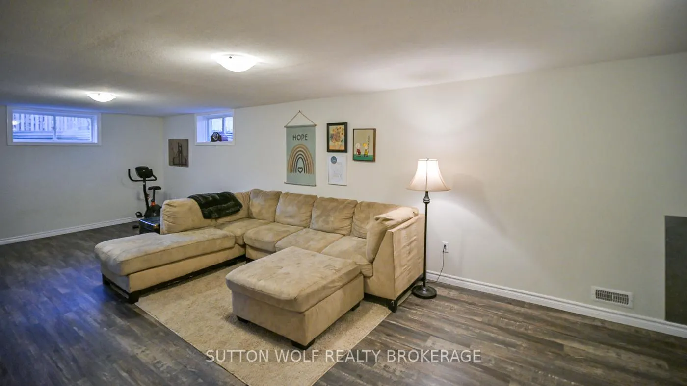 Photo 19 of 29 Pittao Place, Strathroy-Caradoc, NE — HOMEH