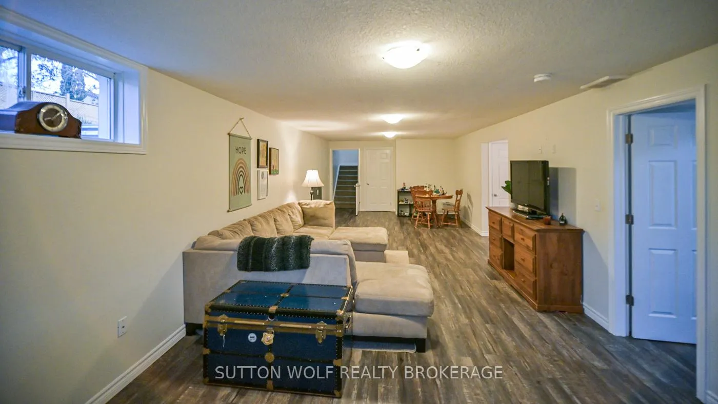 Photo 20 of 29 Pittao Place, Strathroy-Caradoc, NE — HOMEH