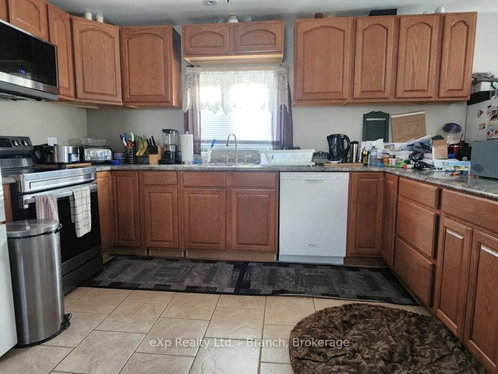 Photo 8 of 323 Bernard Street, Timiskaming, TIM - Outside - Rural — HOMEH