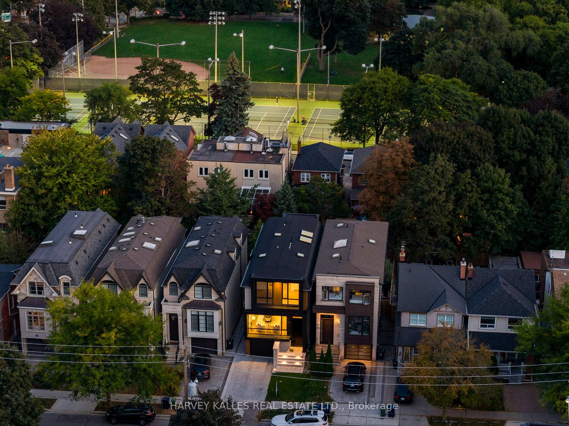 Photo 3 of 171 Belsize Drive, Toronto, Mount Pleasant West — HOMEH