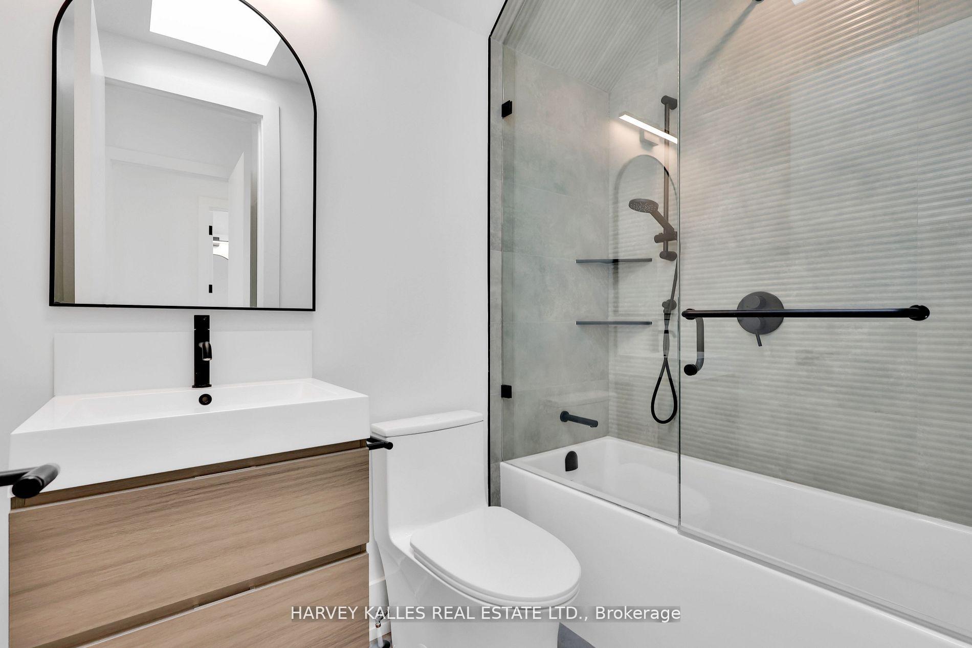 Photo 32 of 171 Belsize Drive, Toronto, Mount Pleasant West — HOMEH