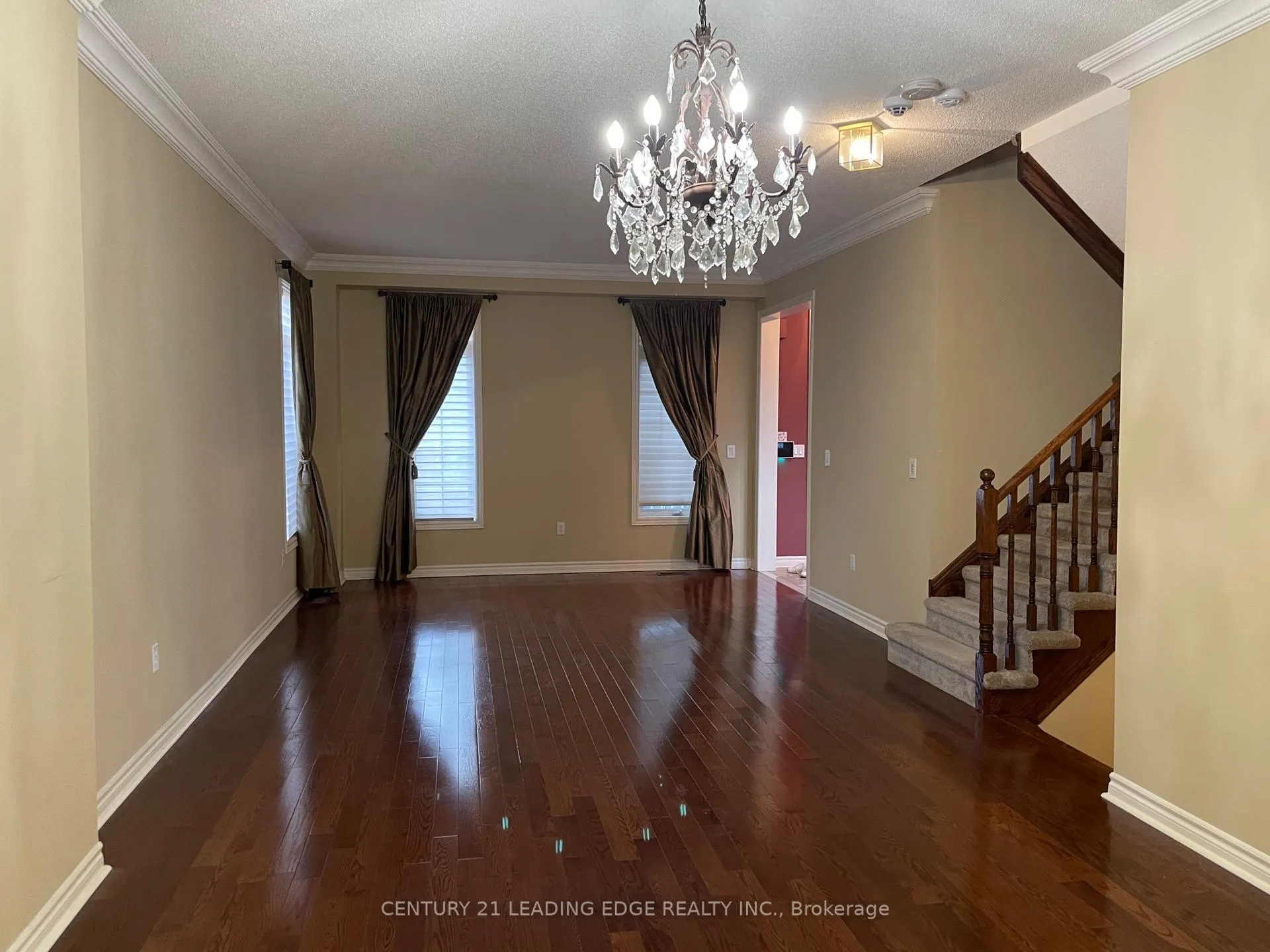 Photo 9 of 58 Manorwood Drive, Markham, Berczy — HOMEH