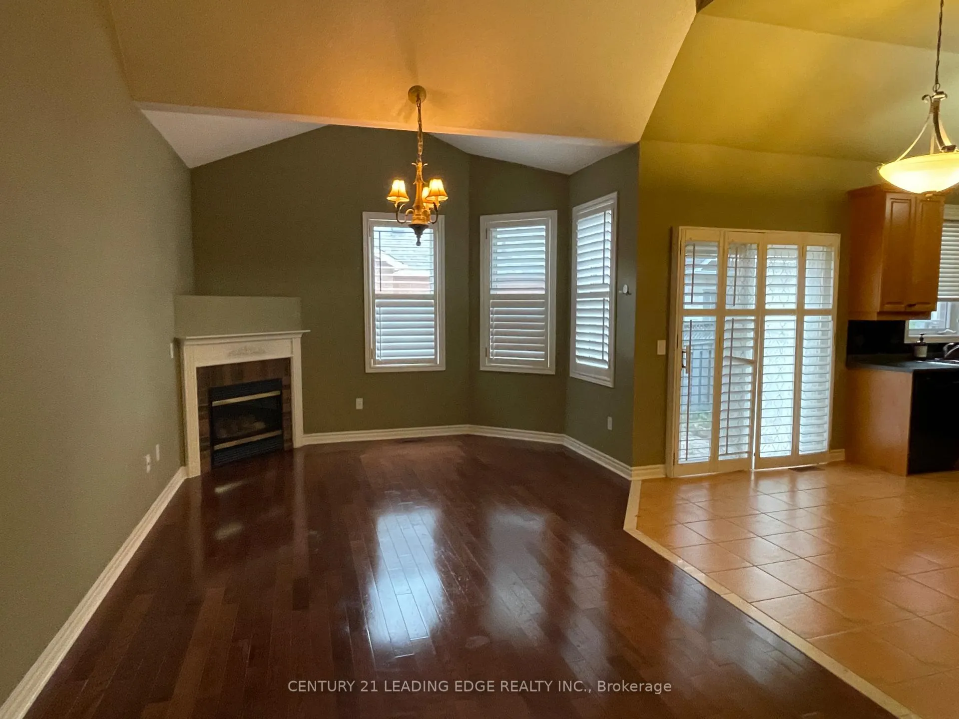 Photo 13 of 58 Manorwood Drive, Markham, Berczy — HOMEH