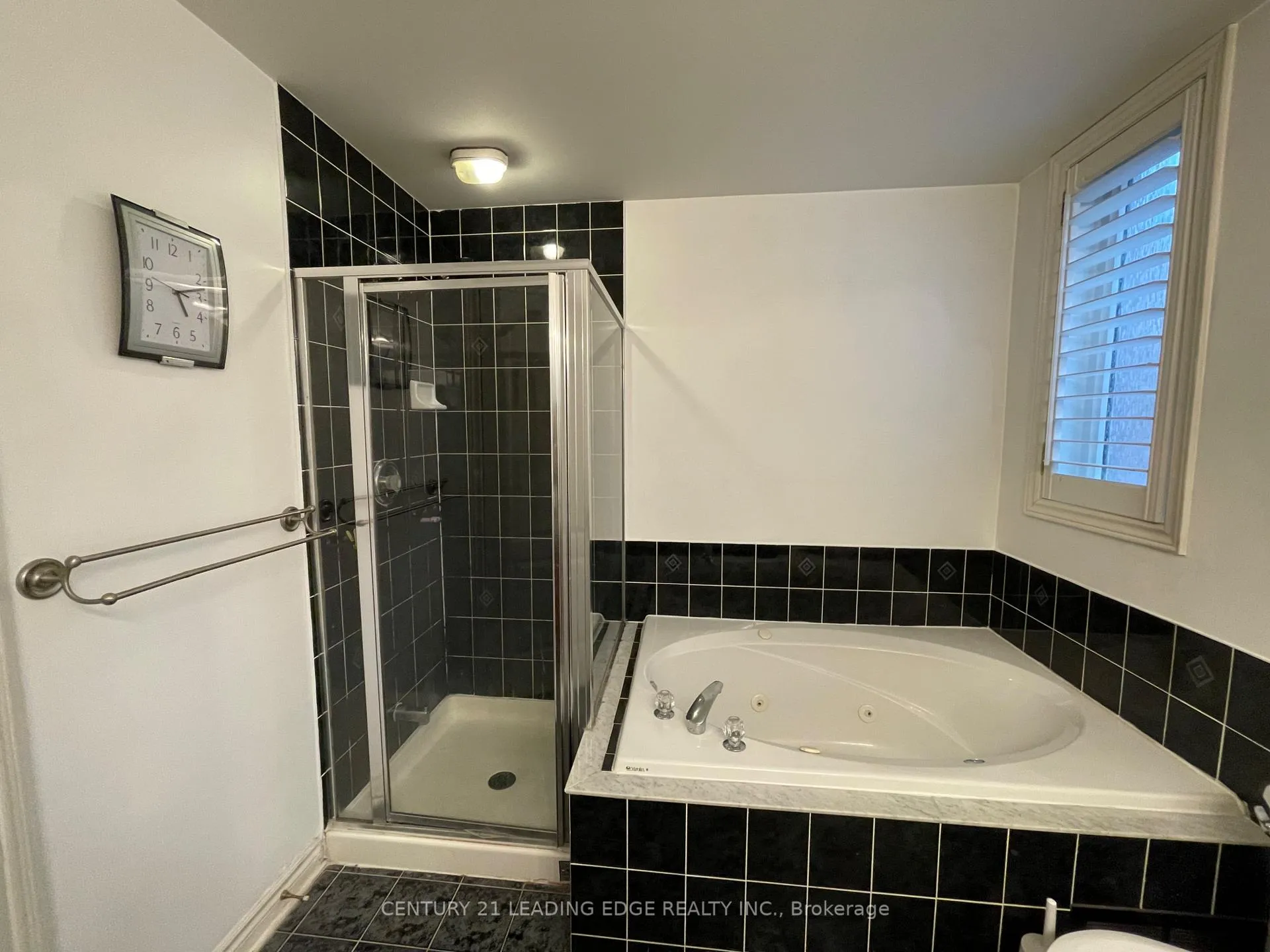 Photo 22 of 58 Manorwood Drive, Markham, Berczy — HOMEH