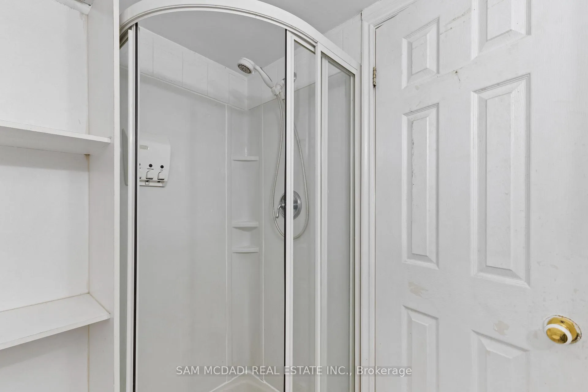 Photo 20 of Unit Lower, 26 Pine Avenue, Toronto, The Beaches — HOMEH