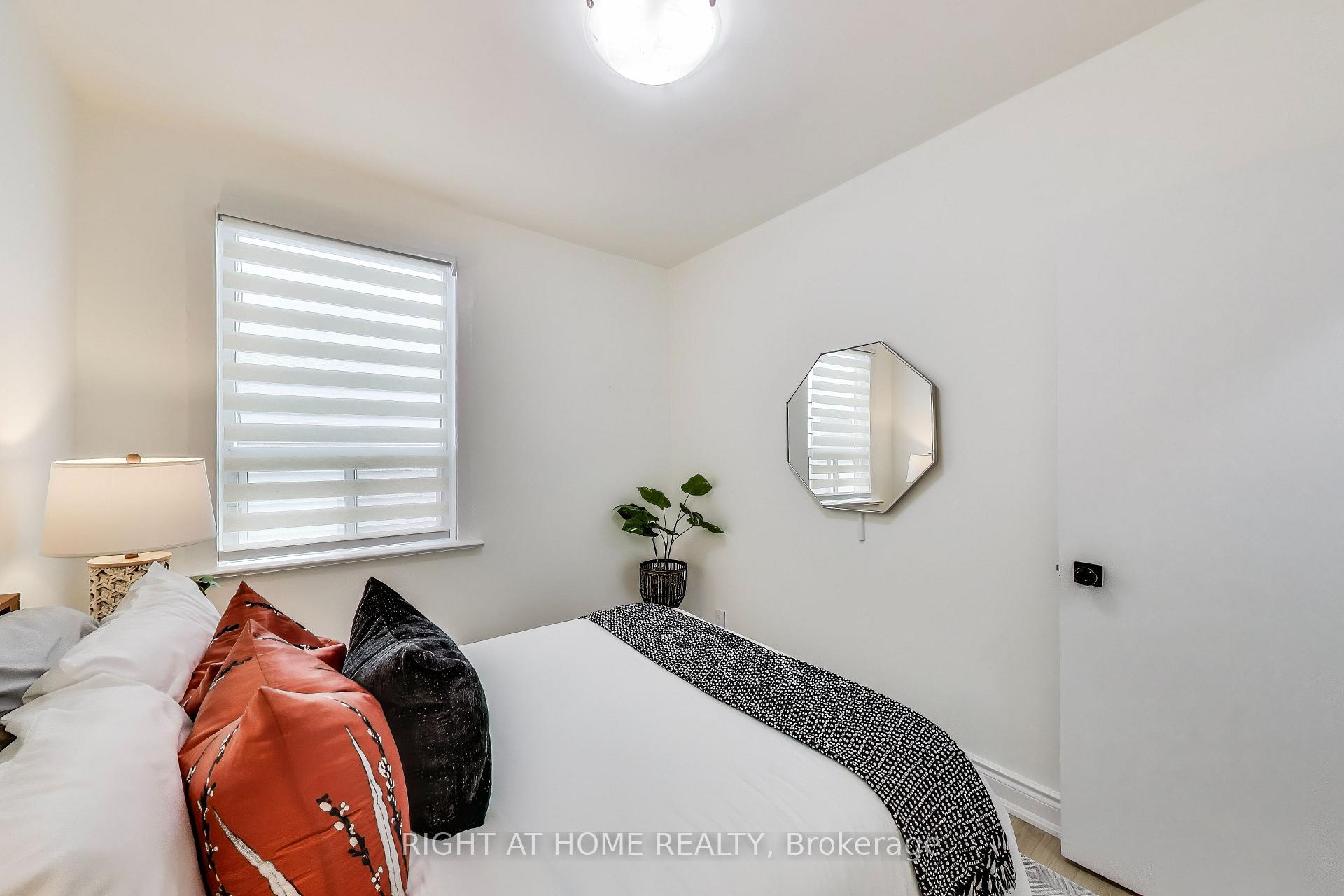Photo 11 of 1071 Craven Road, Toronto, Greenwood-Coxwell — HOMEH