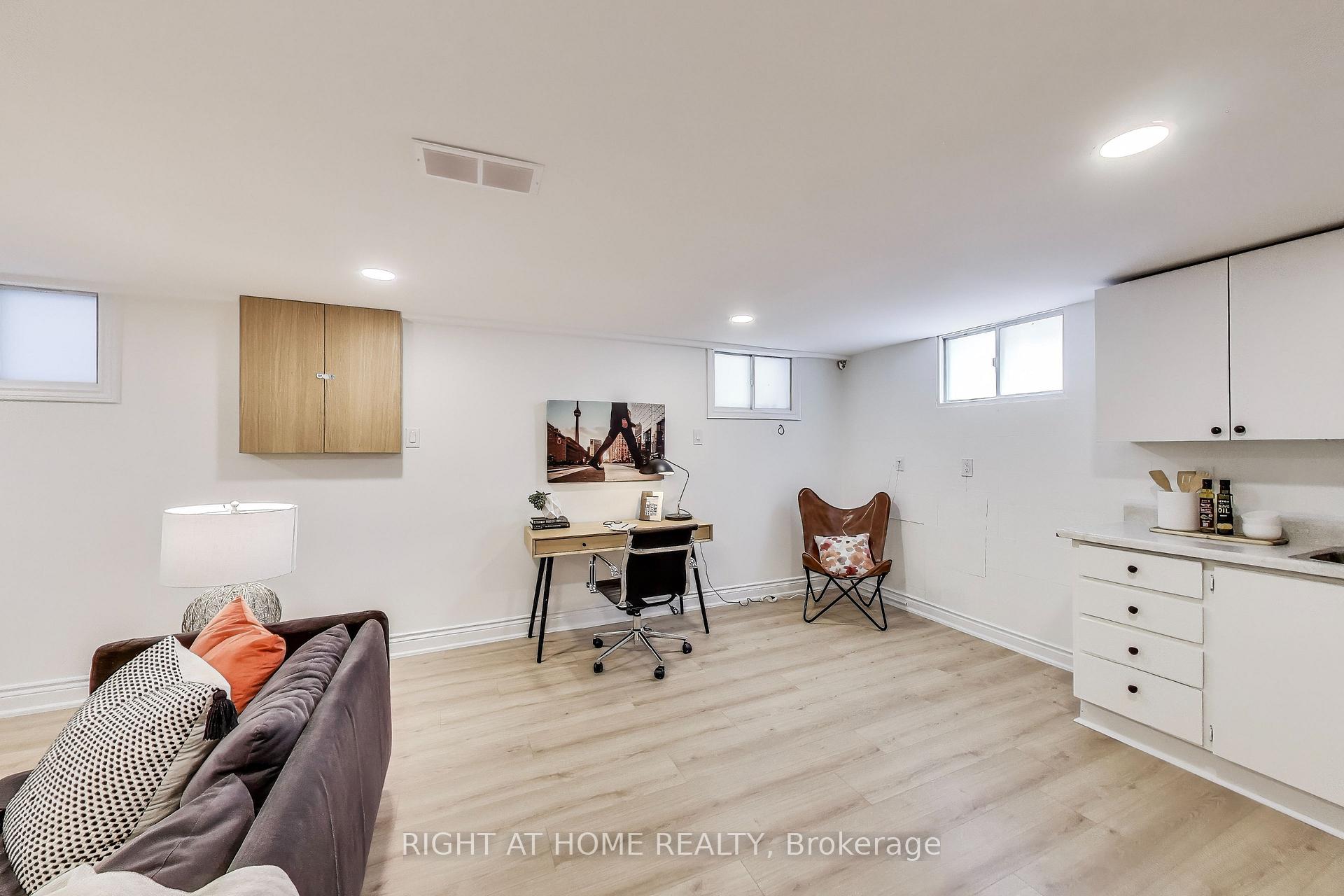 Photo 18 of 1071 Craven Road, Toronto, Greenwood-Coxwell — HOMEH
