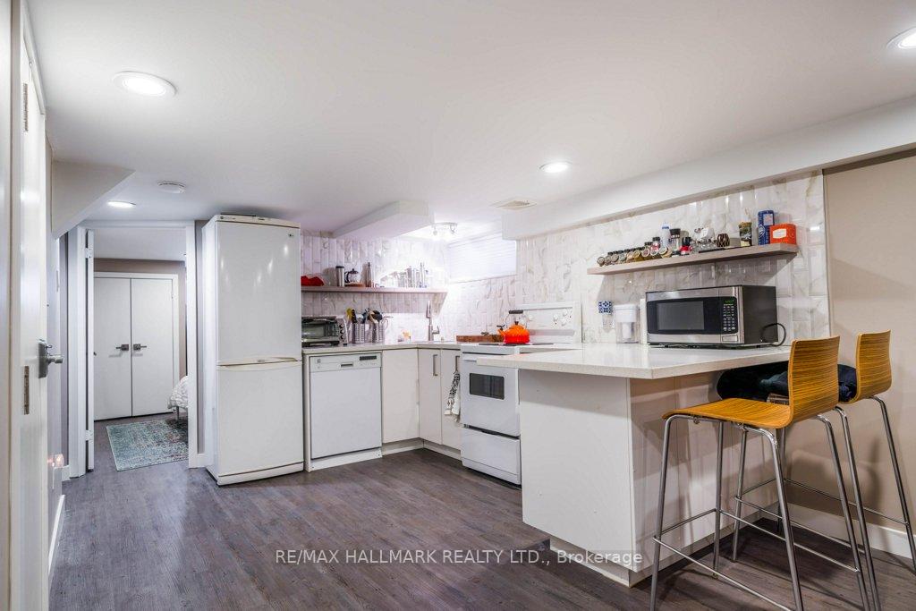 Photo 3 of Unit Lower, 62 Clifton Road, Toronto, Rosedale-Moore Park — HOMEH