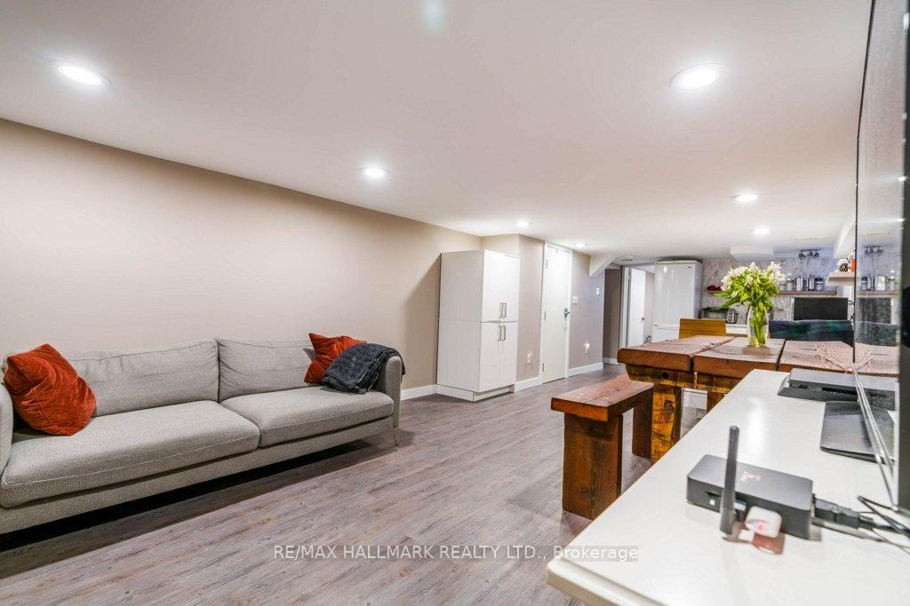 Photo 9 of Unit Lower, 62 Clifton Road, Toronto, Rosedale-Moore Park — HOMEH