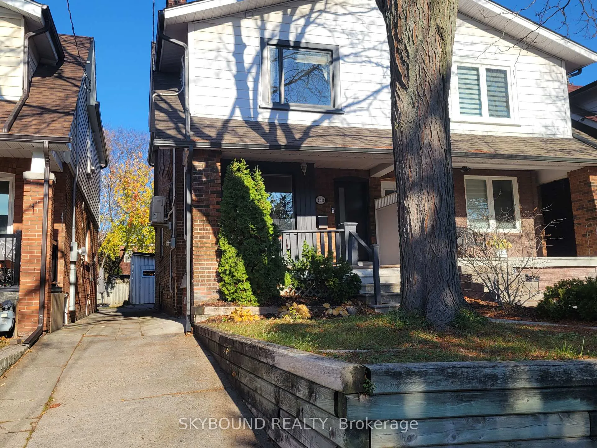 Front of Unit Lower, 140 Wolverleigh Boulevard