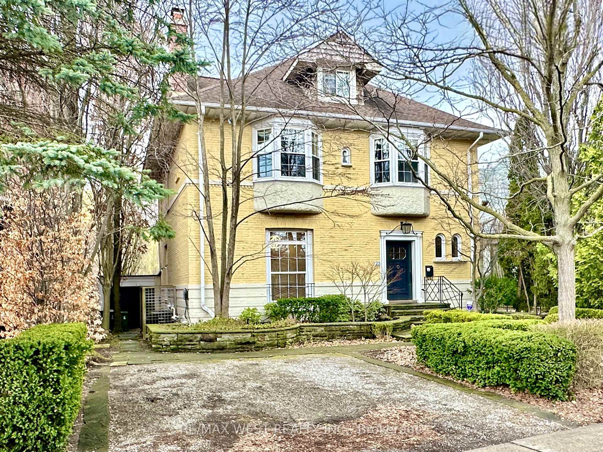 Photo 1 of 23 South Drive, Toronto, Rosedale-Moore Park — HOMEH