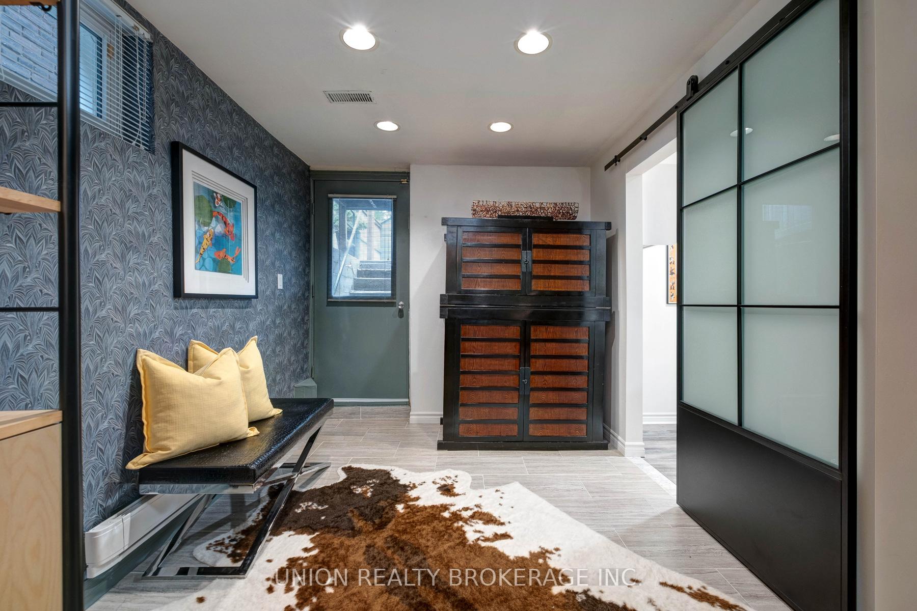 Photo 25 of 46 Hunter Street, Toronto, Blake-Jones — HOMEH