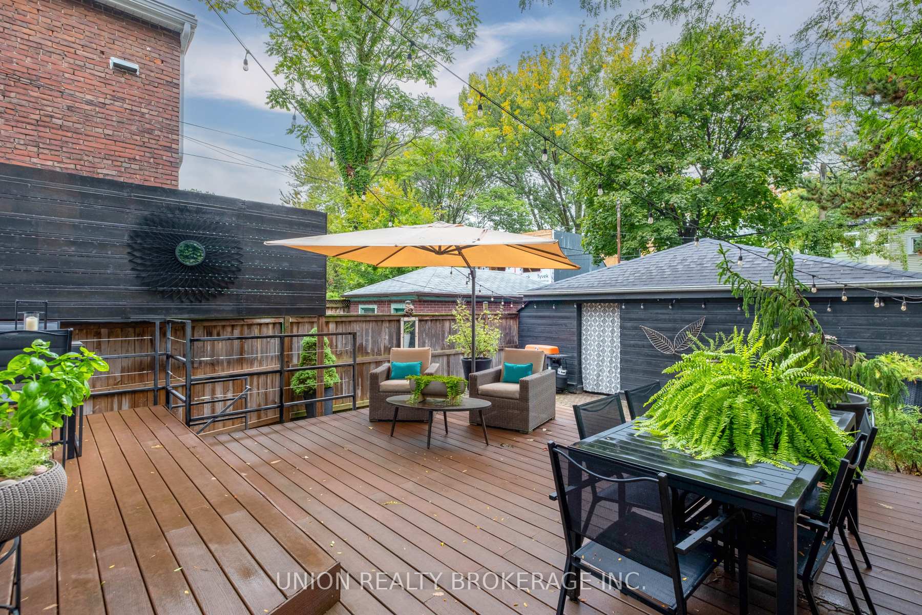 Photo 27 of 46 Hunter Street, Toronto, Blake-Jones — HOMEH