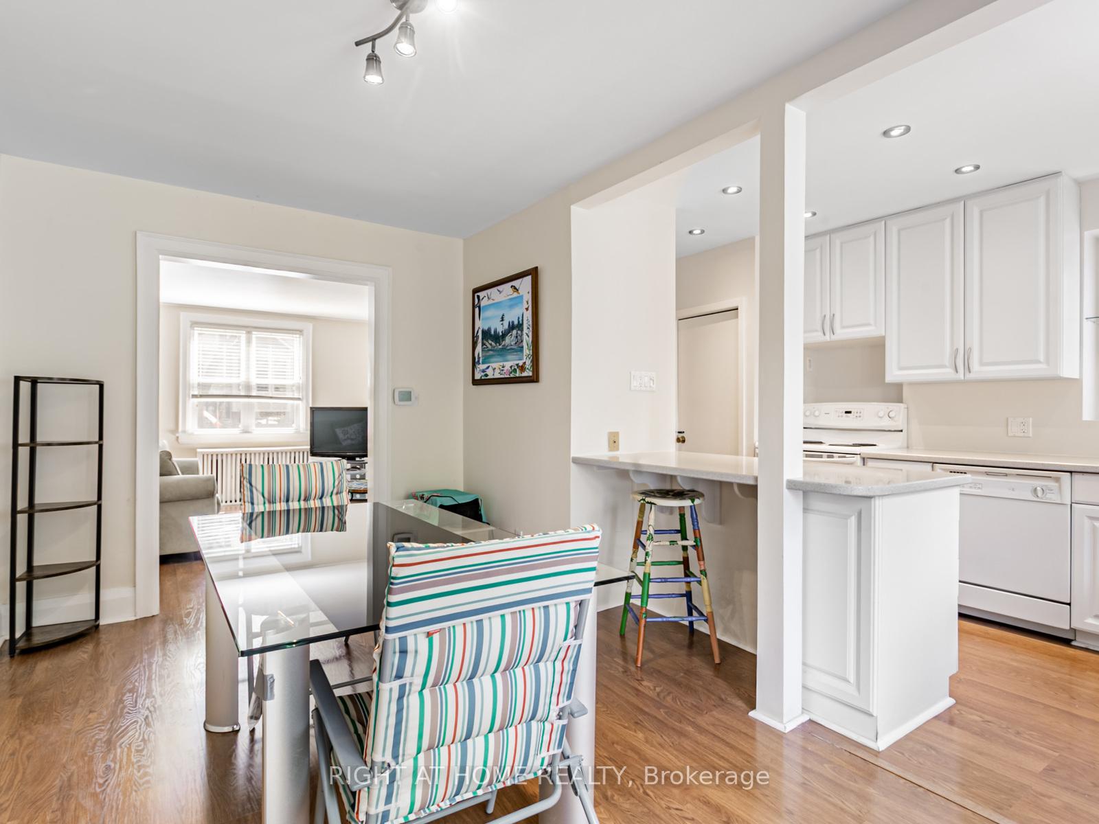 Photo 15 of 452 Soudan Avenue E, Toronto, Mount Pleasant East — HOMEH