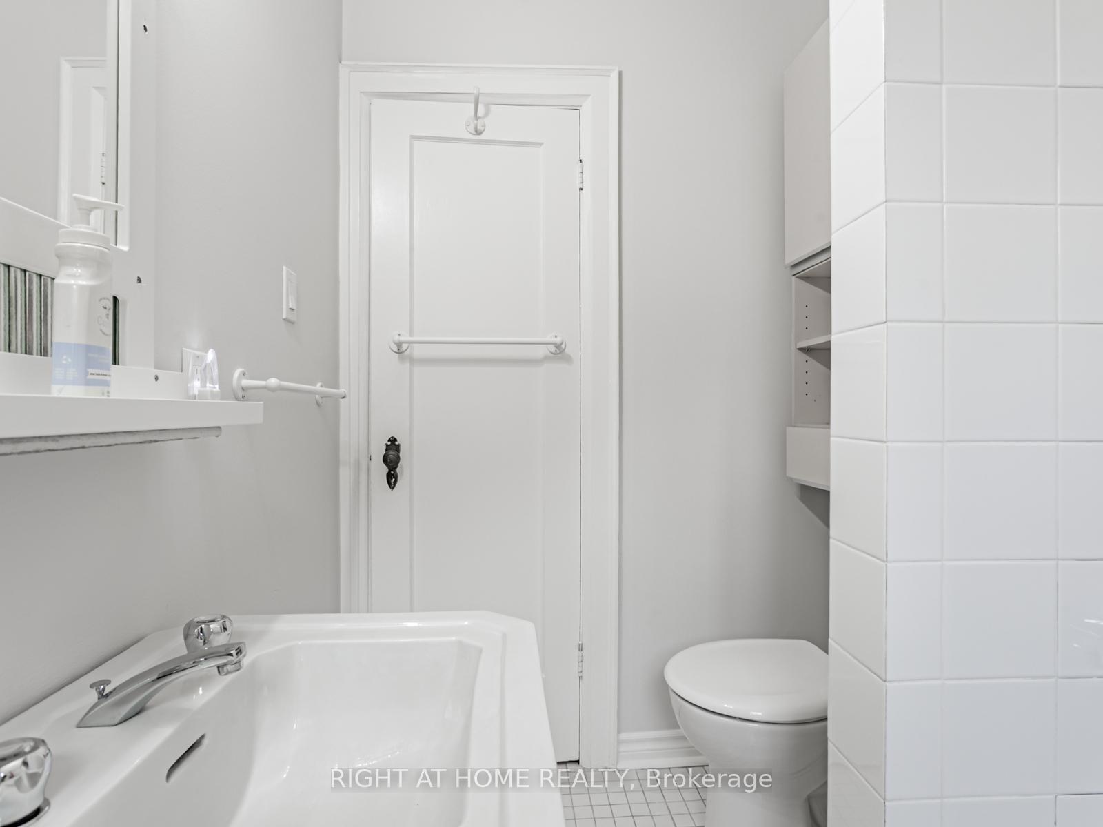 Photo 33 of 452 Soudan Avenue E, Toronto, Mount Pleasant East — HOMEH