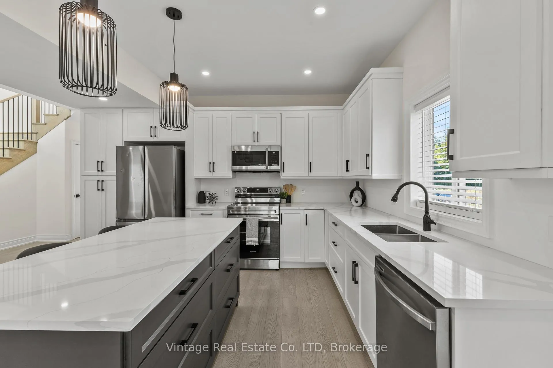 Photo 8 of 181 Hodgkins Avenue, Thorold, Allanburg/Thorold South — HOMEH