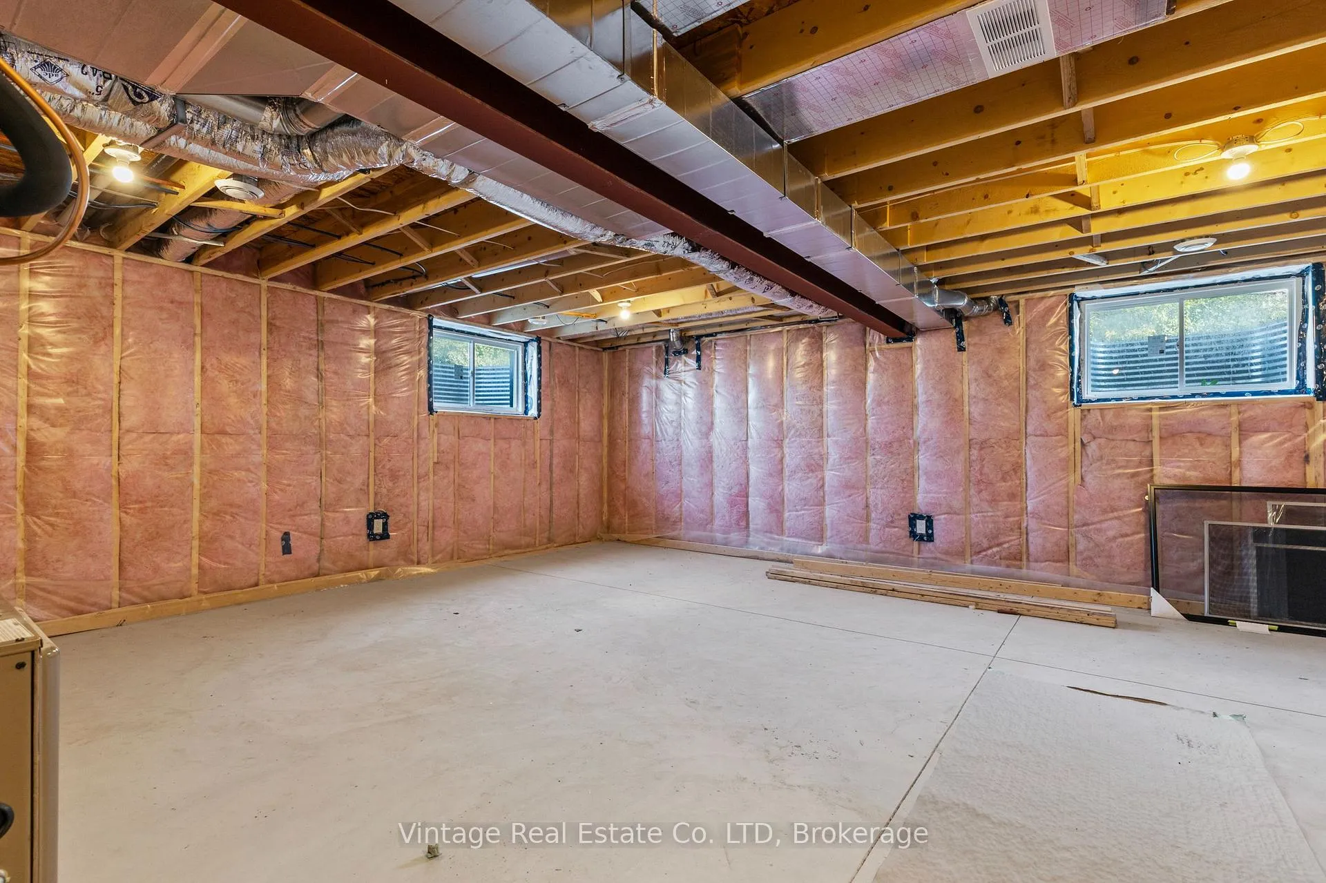 Photo 21 of 181 Hodgkins Avenue, Thorold, Allanburg/Thorold South — HOMEH