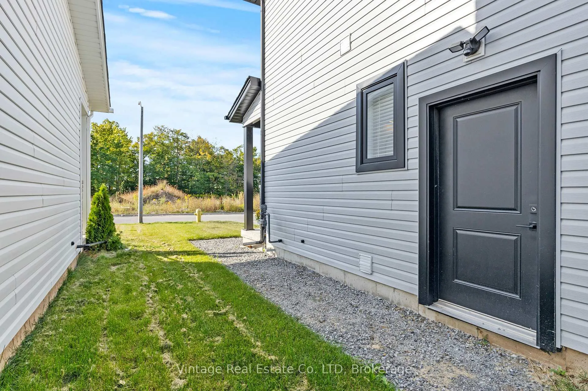 Photo 22 of 181 Hodgkins Avenue, Thorold, Allanburg/Thorold South — HOMEH