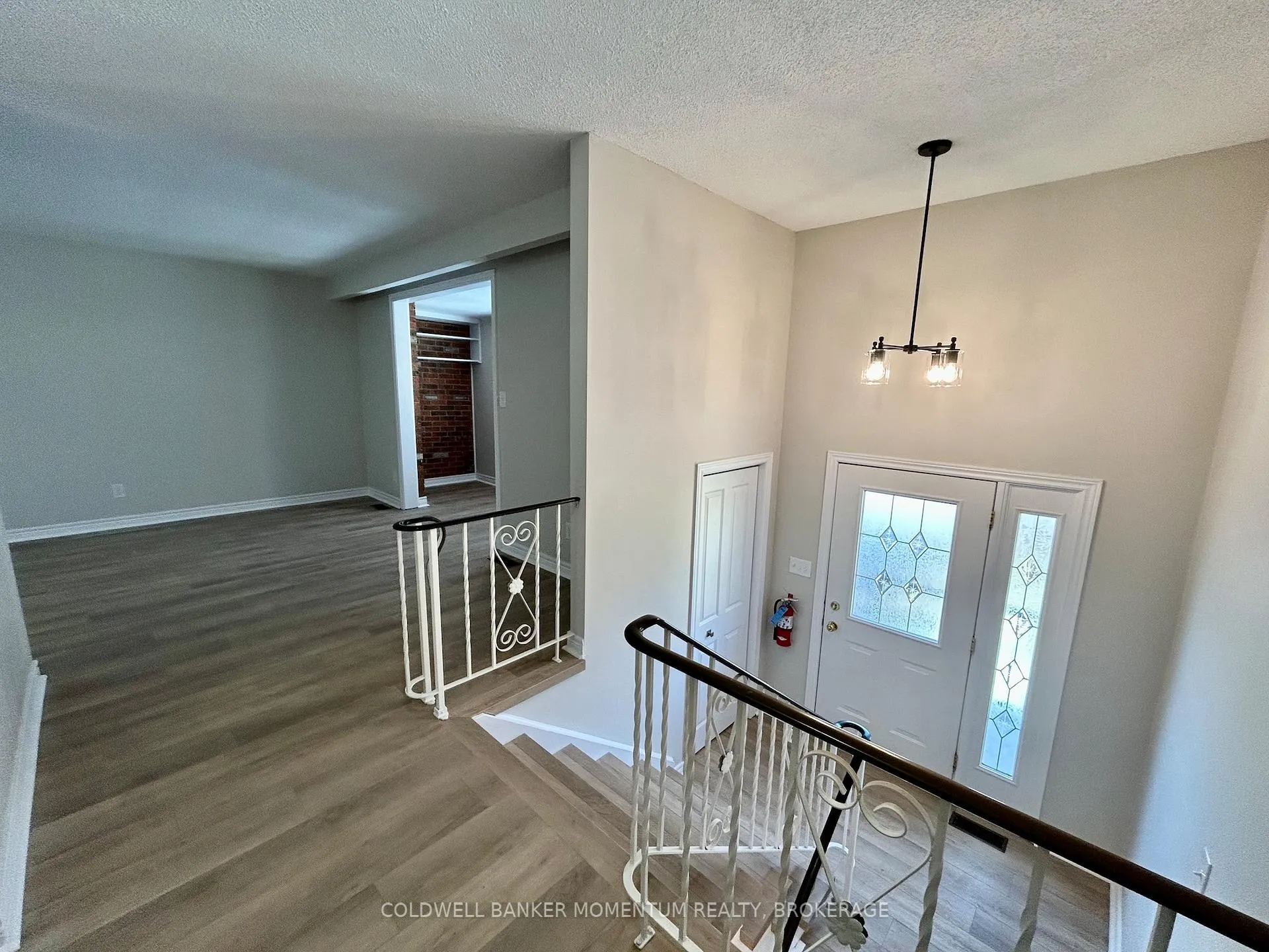 Photo 3 of 48 Ormond Street S, Thorold, Thorold Downtown — HOMEH