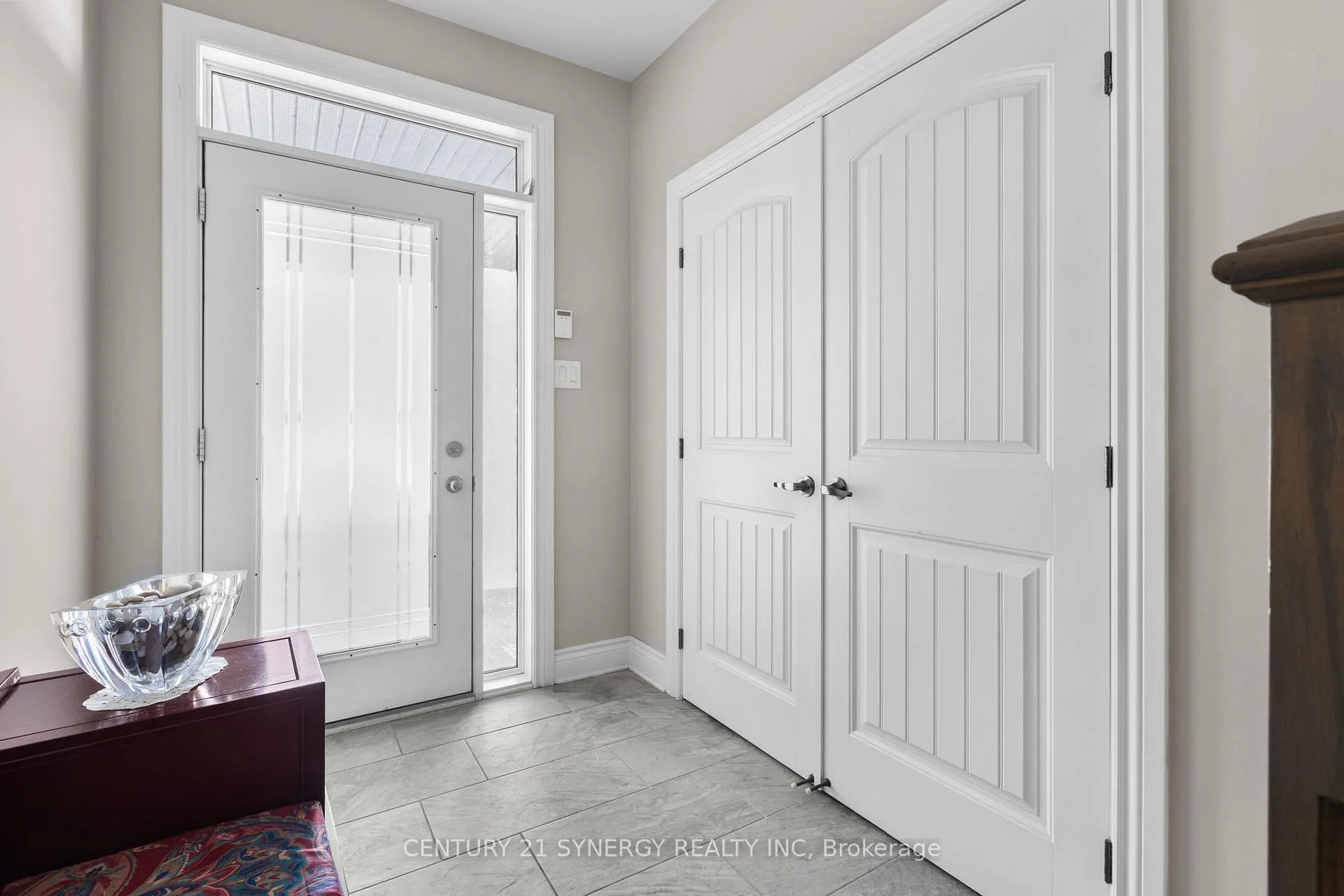 Photo 3 of 779 Fiddlehead Street, Ottawa, Leitrim — HOMEH