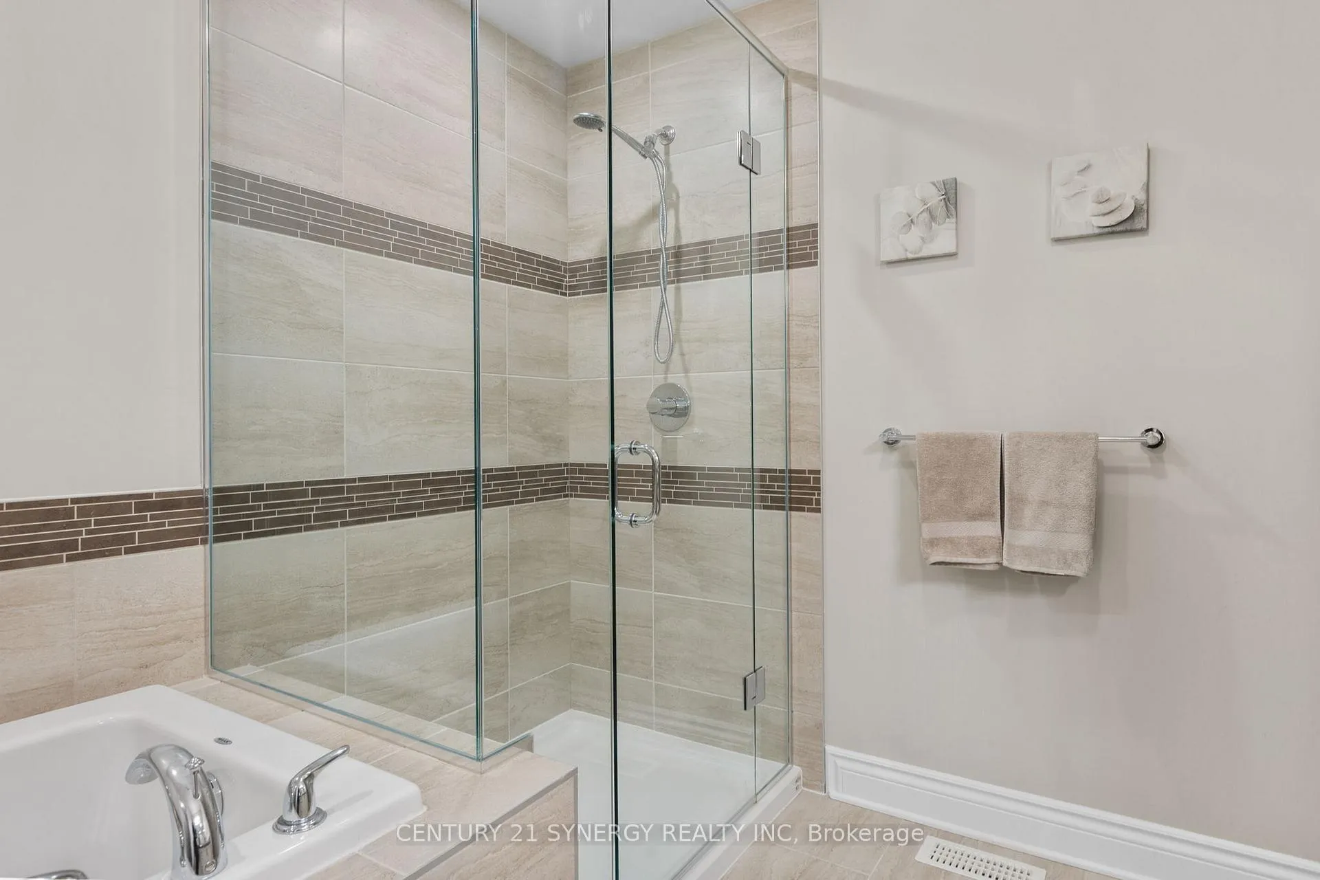 Photo 27 of 779 Fiddlehead Street, Ottawa, Leitrim — HOMEH