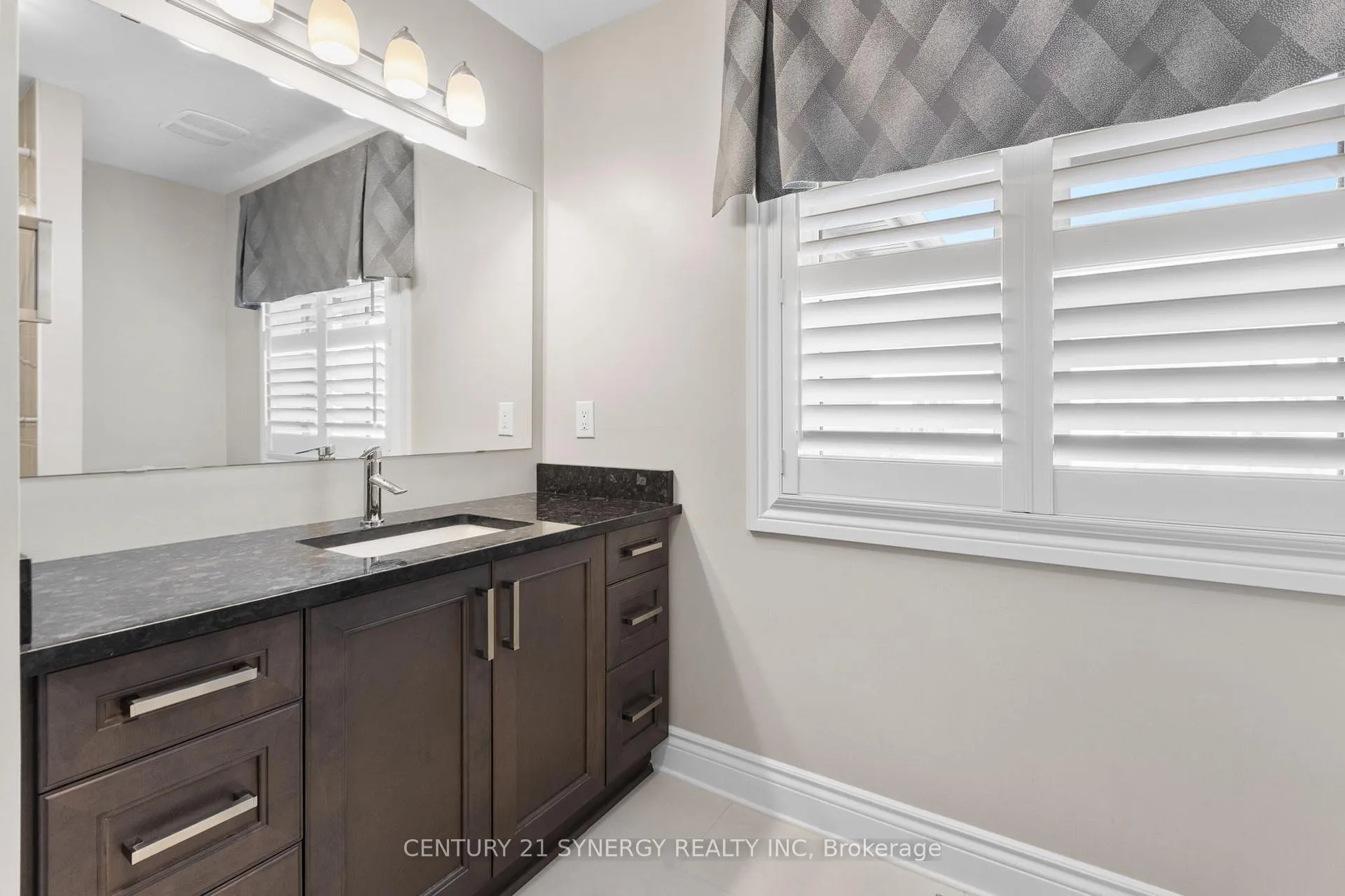 Photo 33 of 779 Fiddlehead Street, Ottawa, Leitrim — HOMEH