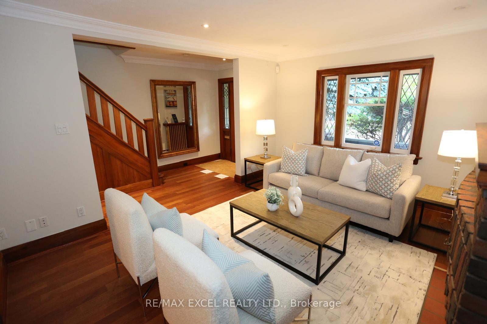 Photo 5 of 577 Hillsdale Avenue E, Toronto, Mount Pleasant East — HOMEH