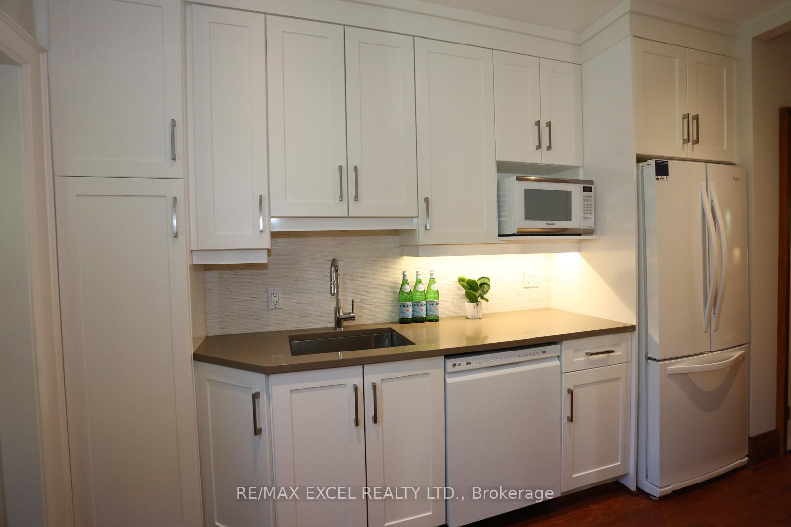 Photo 13 of 577 Hillsdale Avenue E, Toronto, Mount Pleasant East — HOMEH