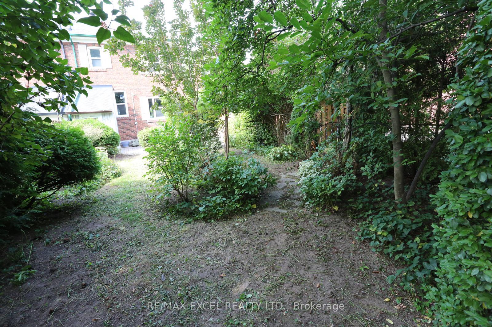 Photo 32 of 577 Hillsdale Avenue E, Toronto, Mount Pleasant East — HOMEH