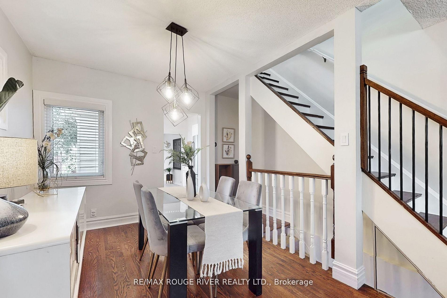 Photo 10 of 512 Main Street, Toronto, Woodbine-Lumsden — HOMEH