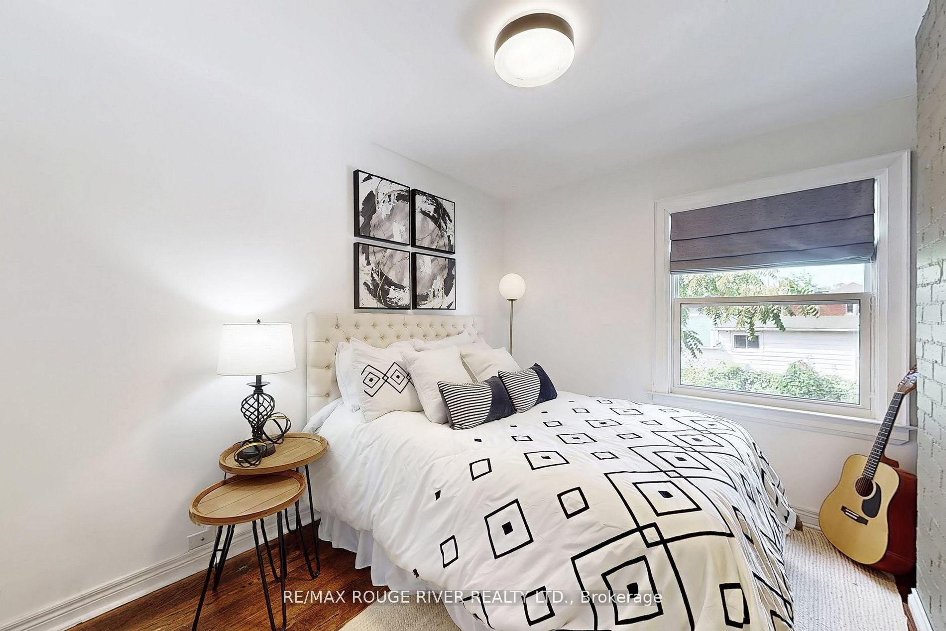 Photo 19 of 512 Main Street, Toronto, Woodbine-Lumsden — HOMEH