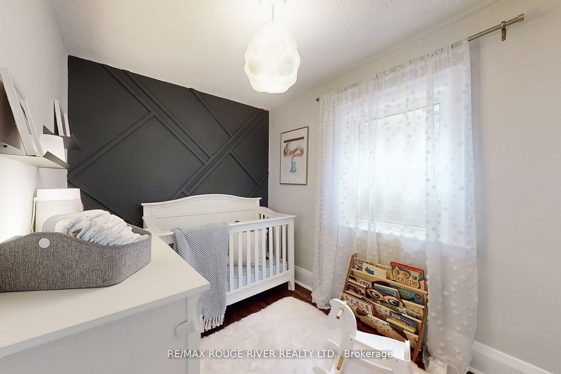 Photo 21 of 512 Main Street, Toronto, Woodbine-Lumsden — HOMEH
