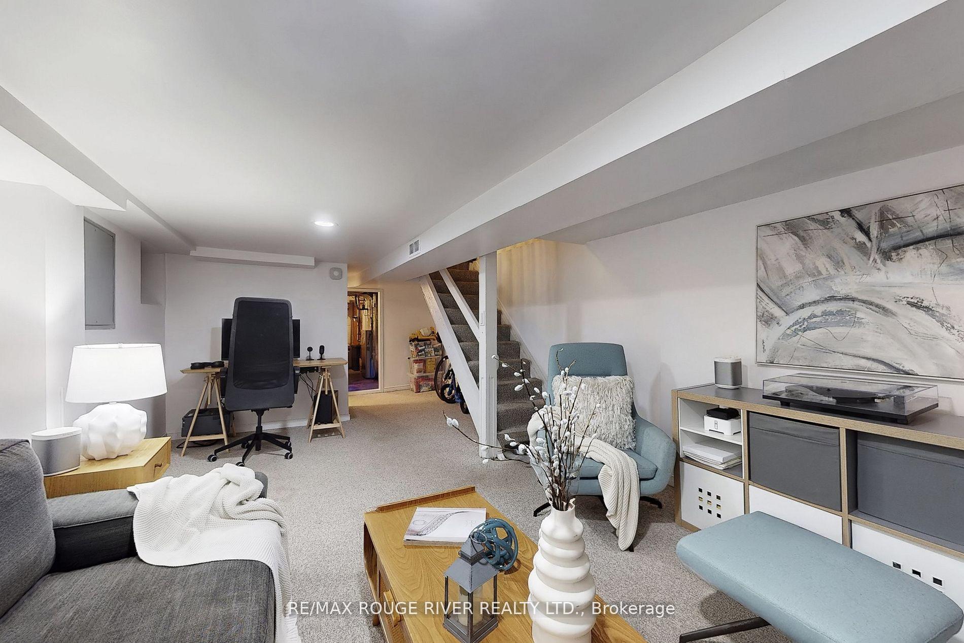 Photo 25 of 512 Main Street, Toronto, Woodbine-Lumsden — HOMEH