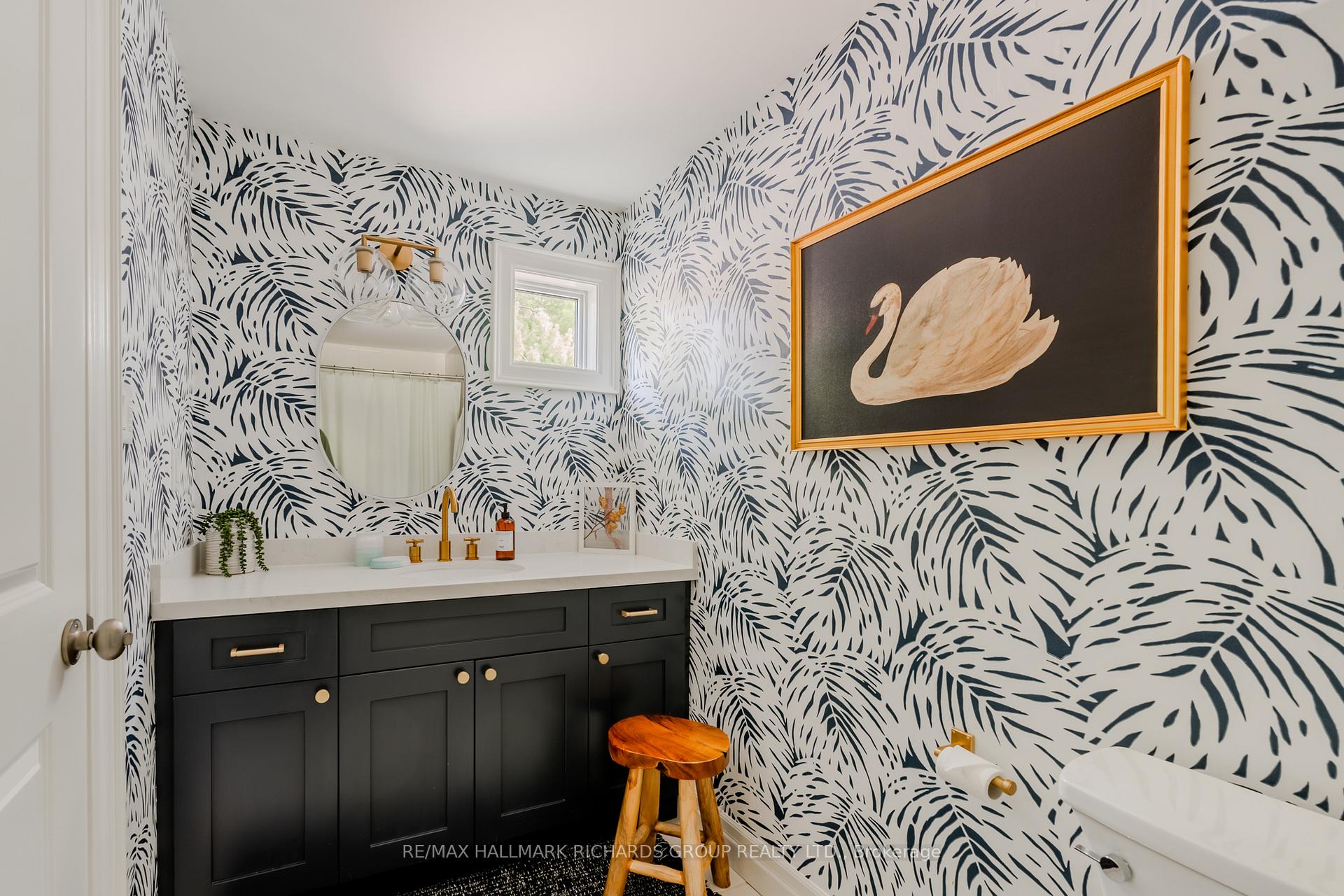 Photo 24 of 34B Long Crescent, Toronto, The Beaches — HOMEH