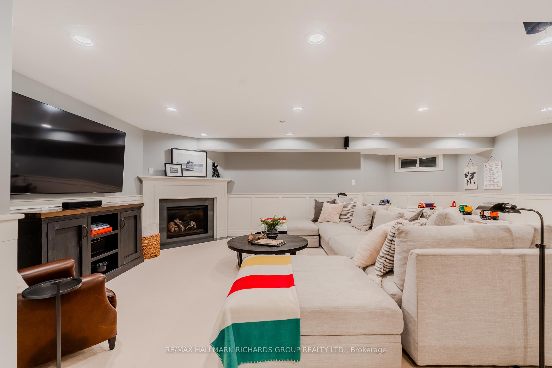 Photo 30 of 34B Long Crescent, Toronto, The Beaches — HOMEH