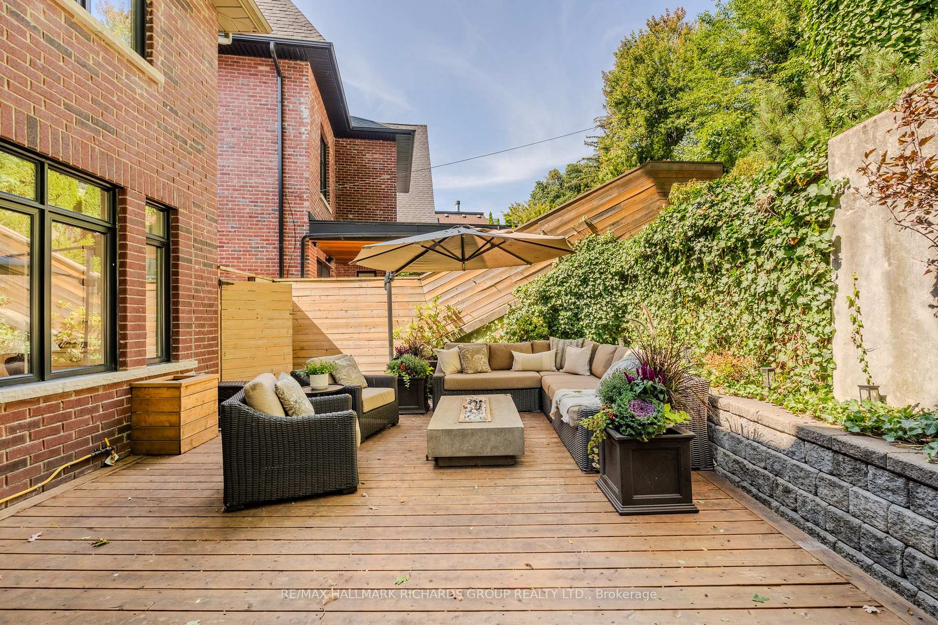 Photo 33 of 34B Long Crescent, Toronto, The Beaches — HOMEH
