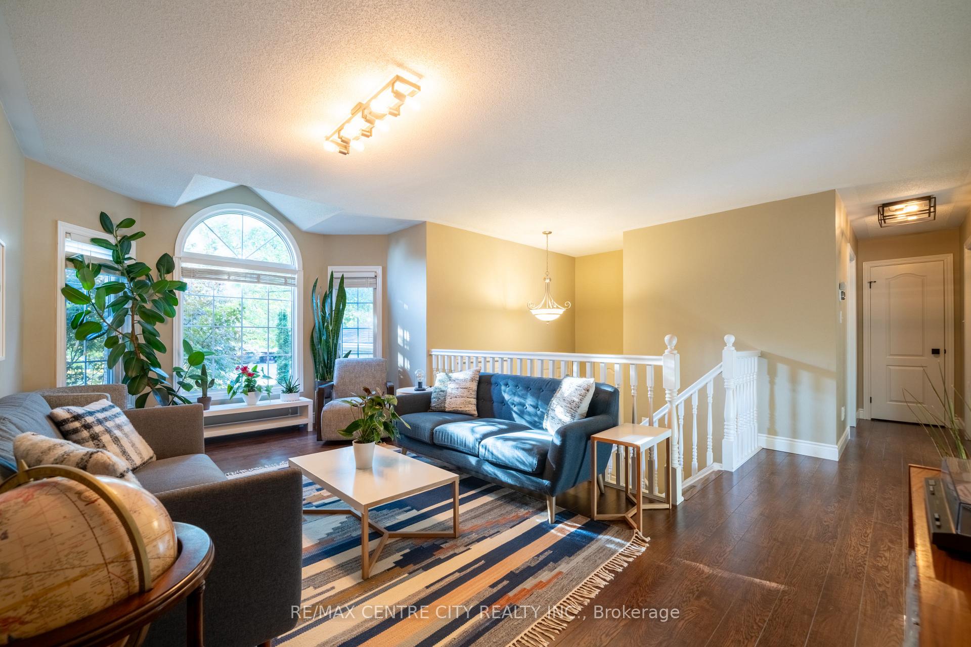 Photo 15 of 495 Riverview Drive, Strathroy-Caradoc, NE — HOMEH